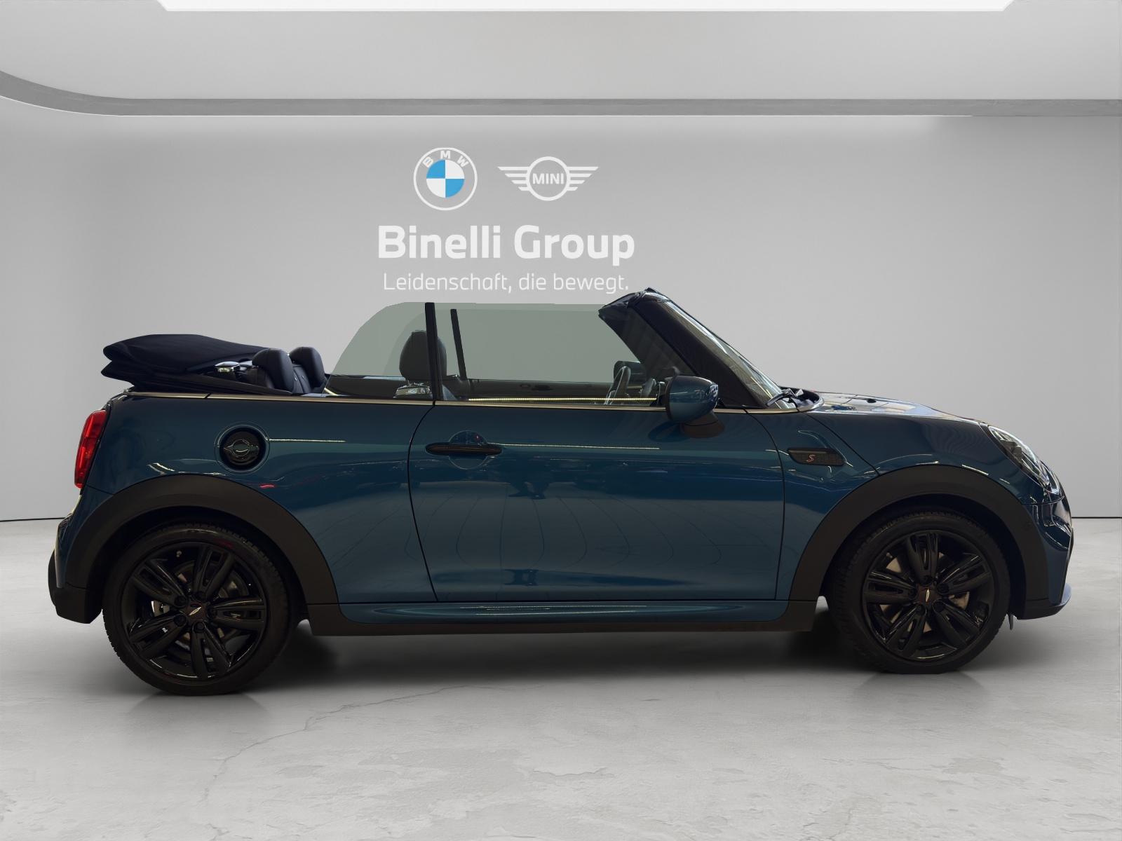 MINI Cabrio Cooper S-image-6
