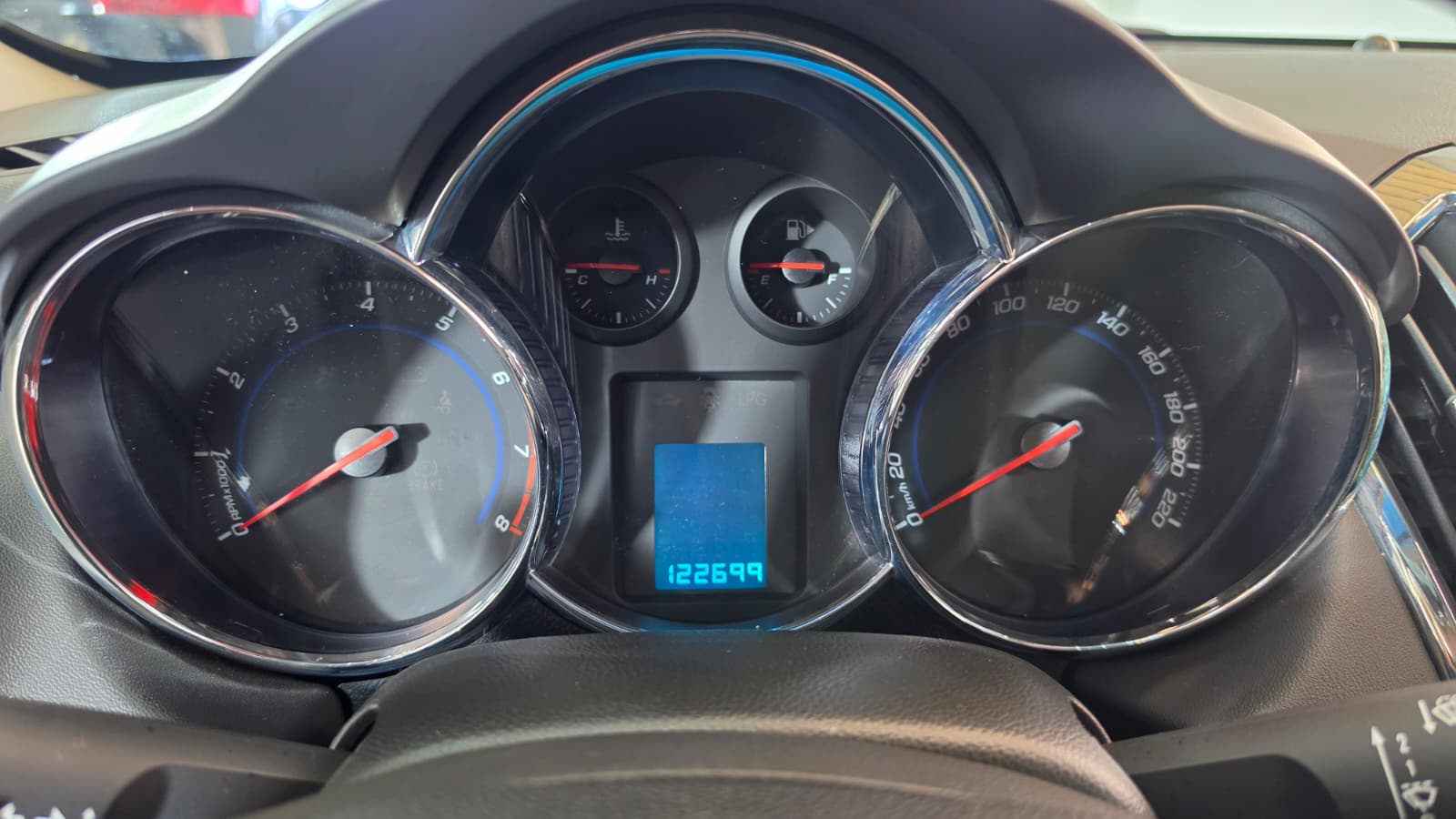 CHEVROLET Cruze Station Wagon 1.8 LTZ Automatic-image-8