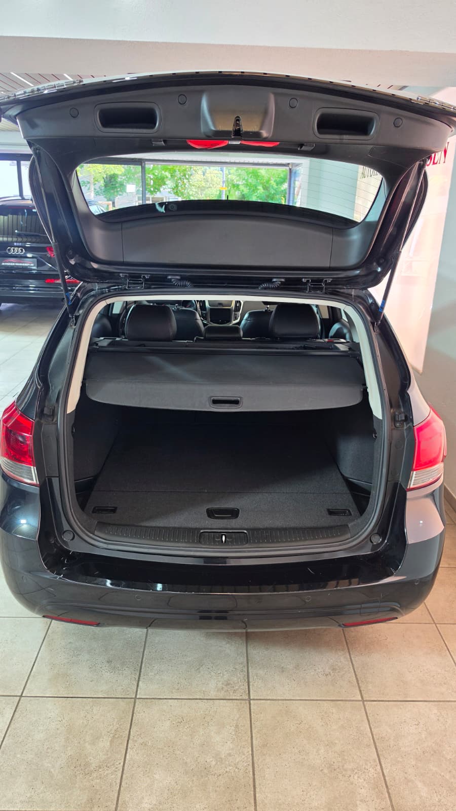 CHEVROLET Cruze Station Wagon 1.8 LTZ Automatic-image-12