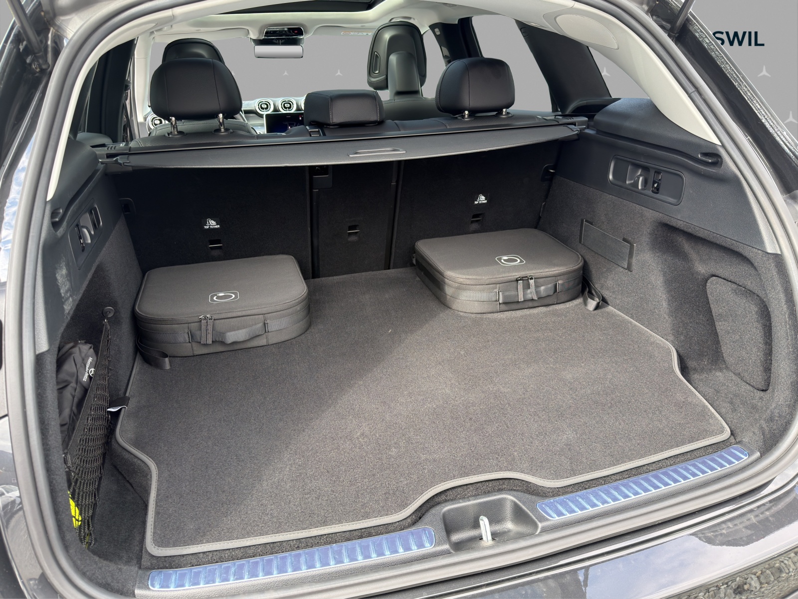MERCEDES-BENZ GLC 300 e 4Matic 9G-Tronic-image-13