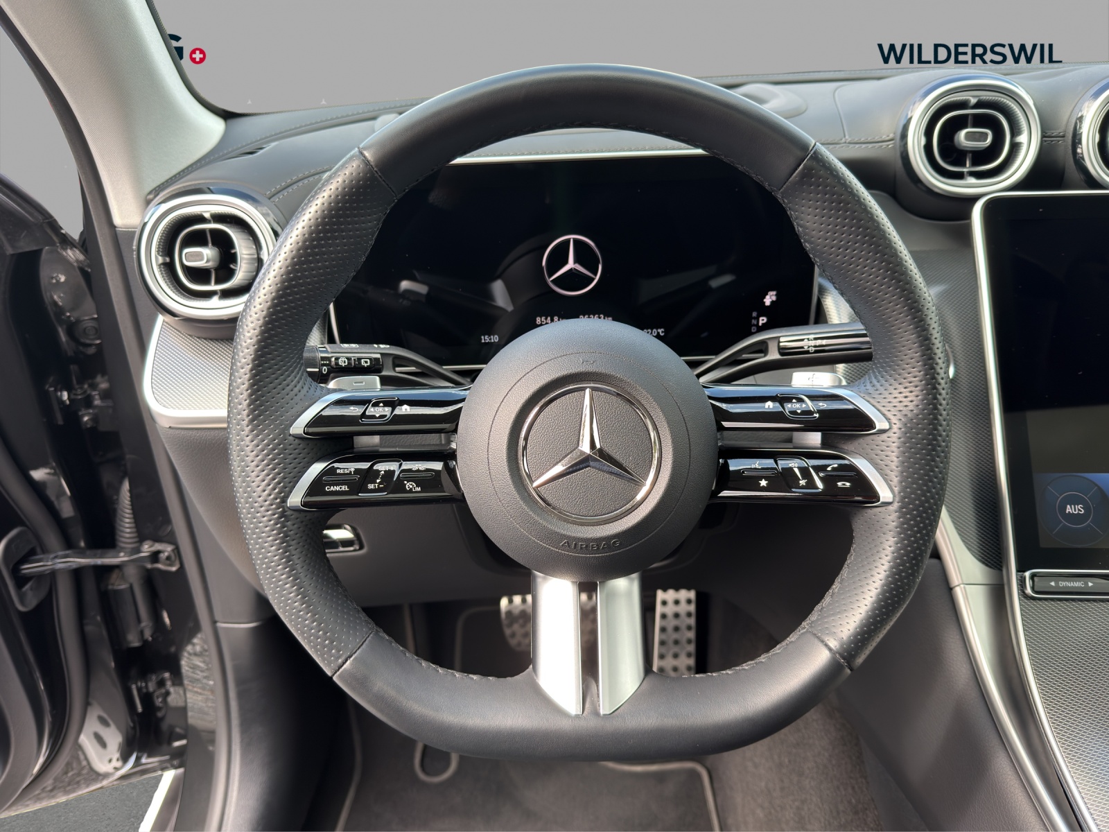 MERCEDES-BENZ GLC 300 e 4Matic 9G-Tronic-image-9