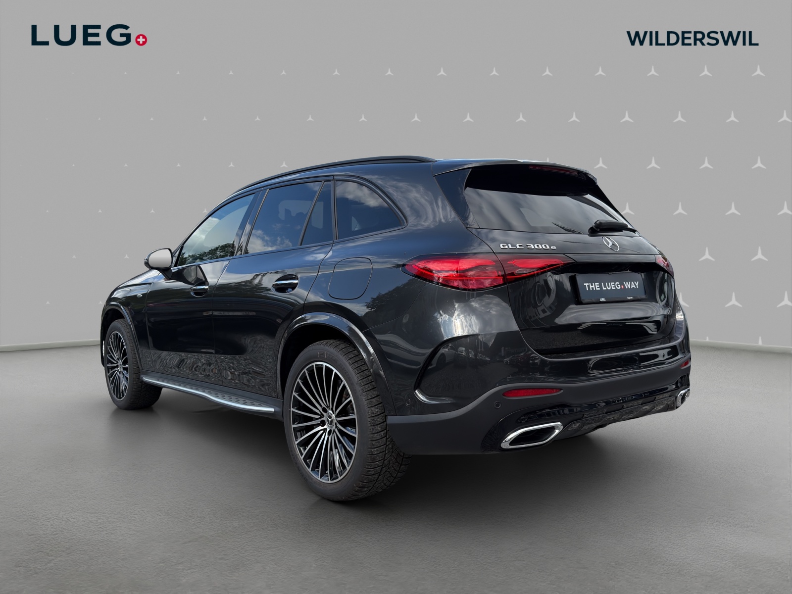 MERCEDES-BENZ GLC 300 e 4Matic 9G-Tronic-image-2