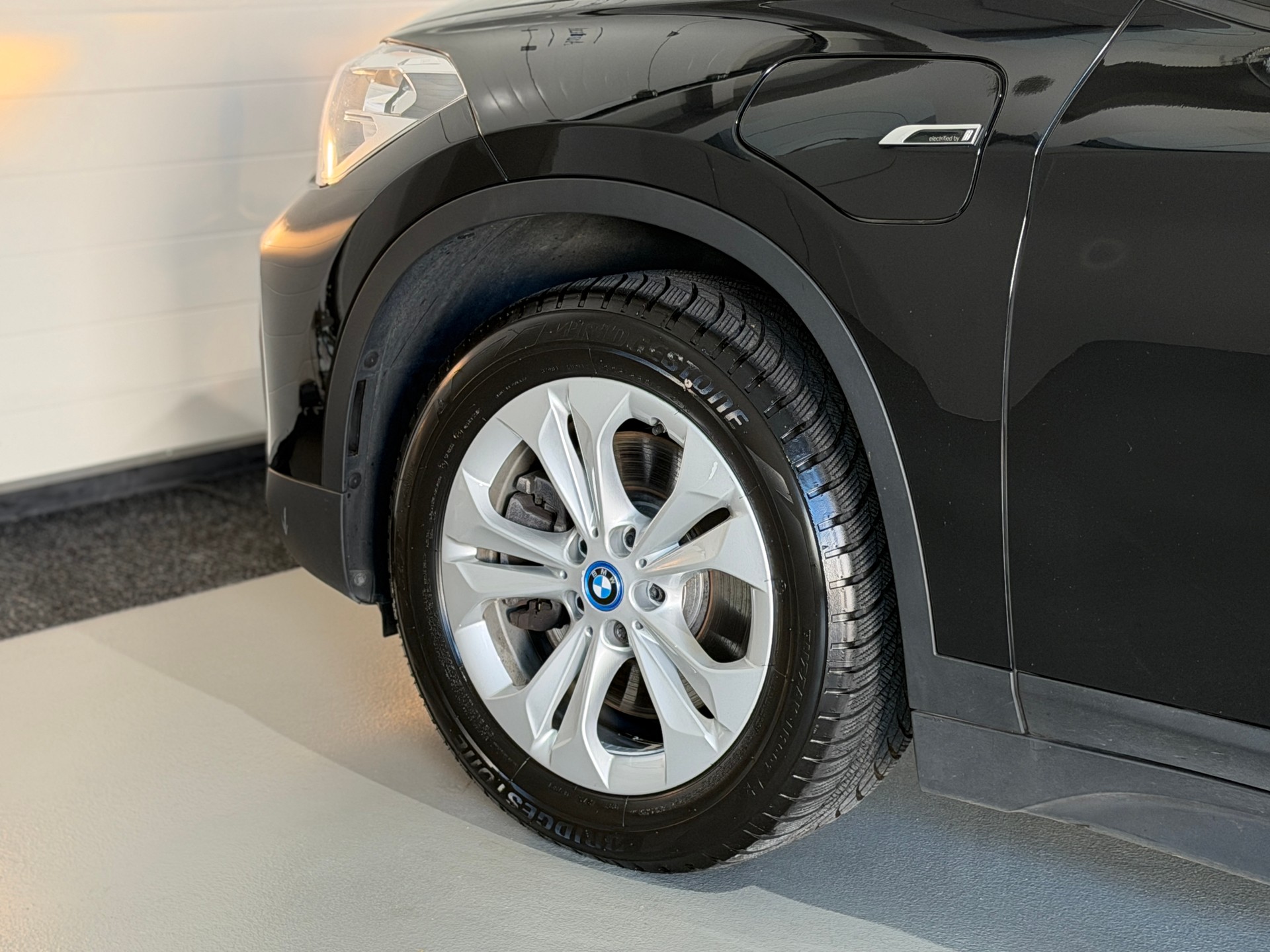 BMW X1 xDrive 25e Steptronic (CH)-image-11