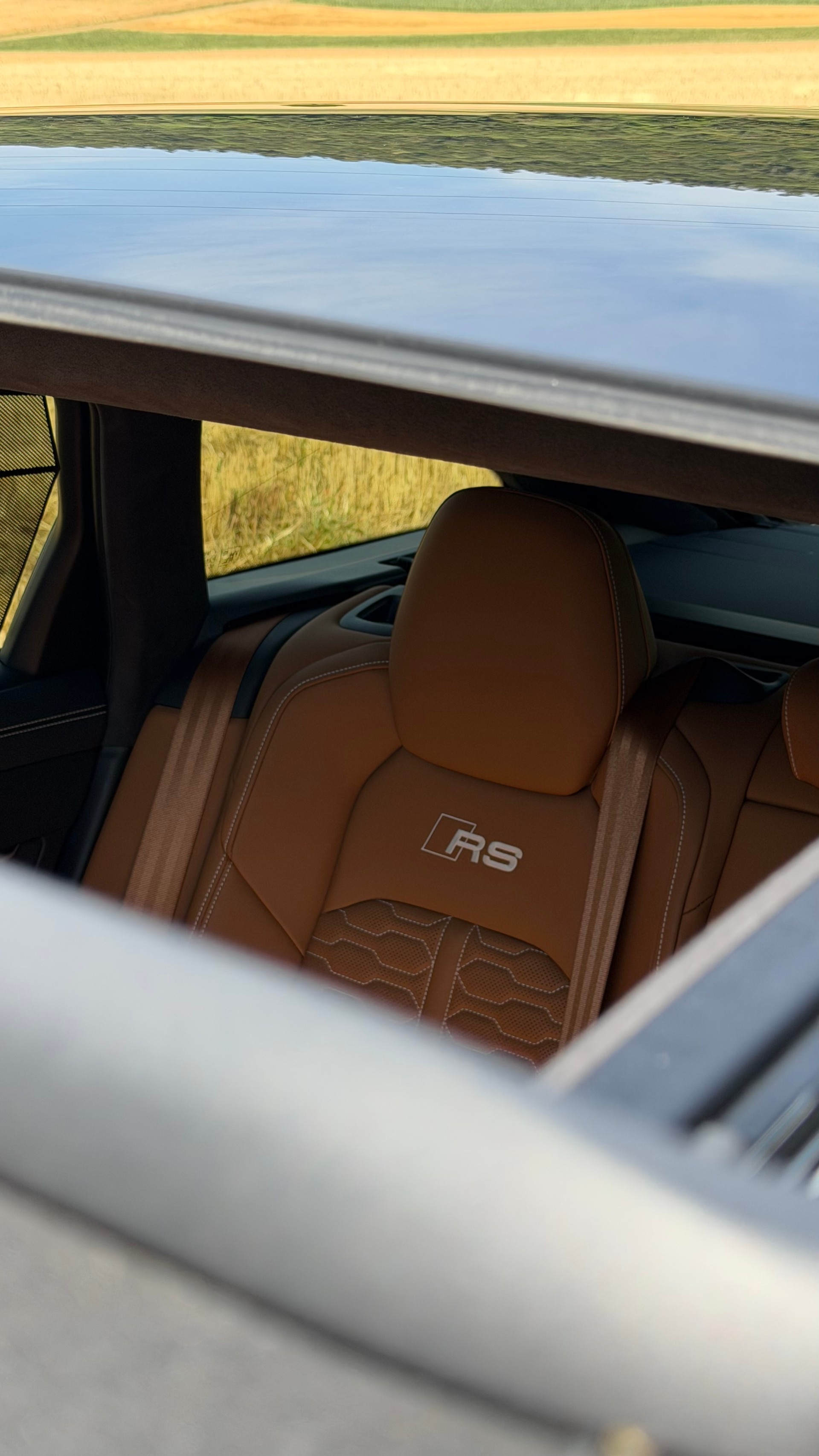 AUDI 4.0 V8 TFSI quattro T-Tronic-image-16