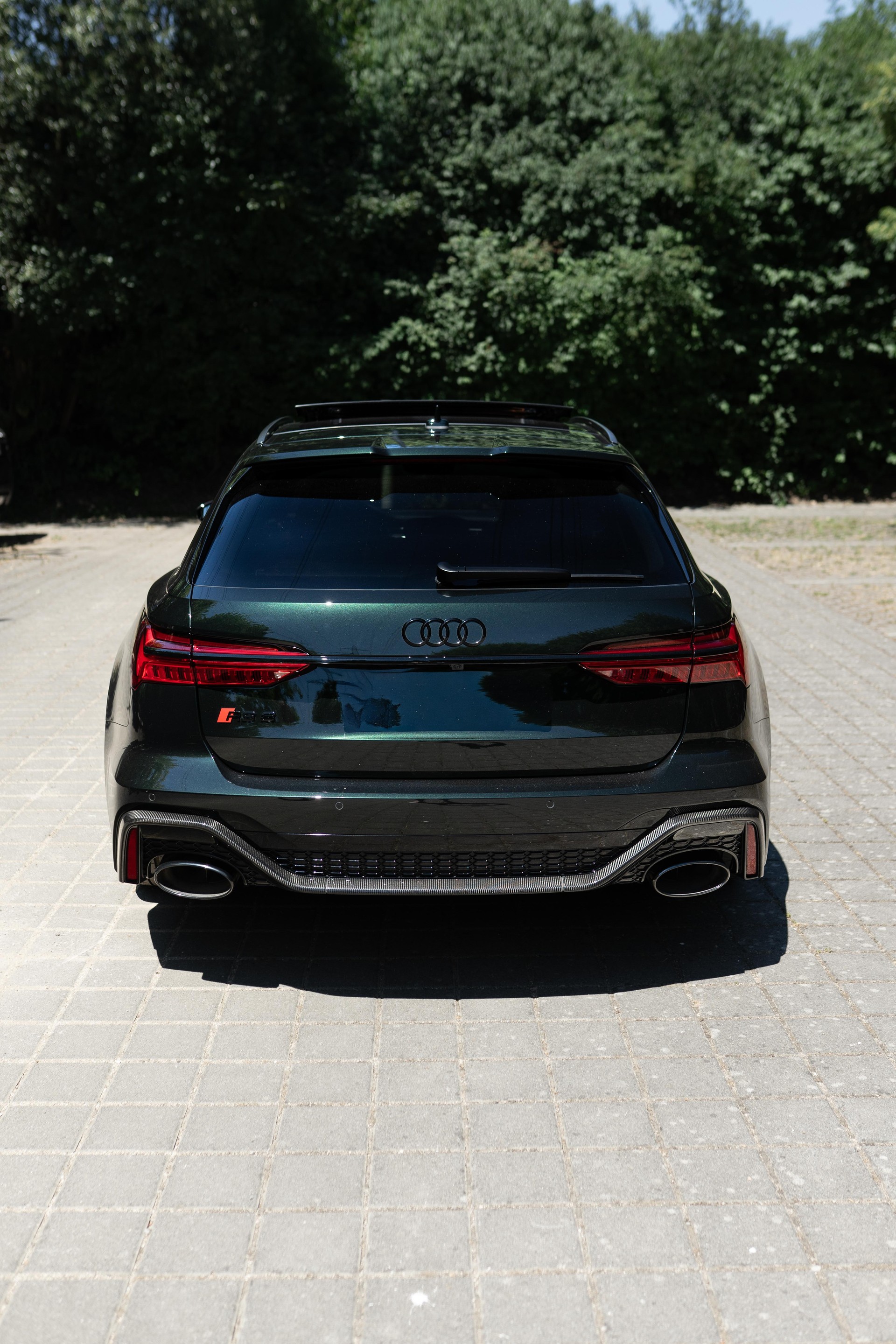 AUDI 4.0 V8 TFSI quattro T-Tronic-image-7