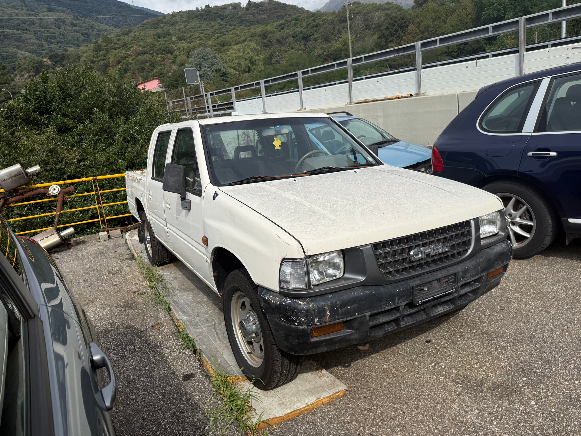 OPEL CAMPO 31 TD 4X4-image-1
