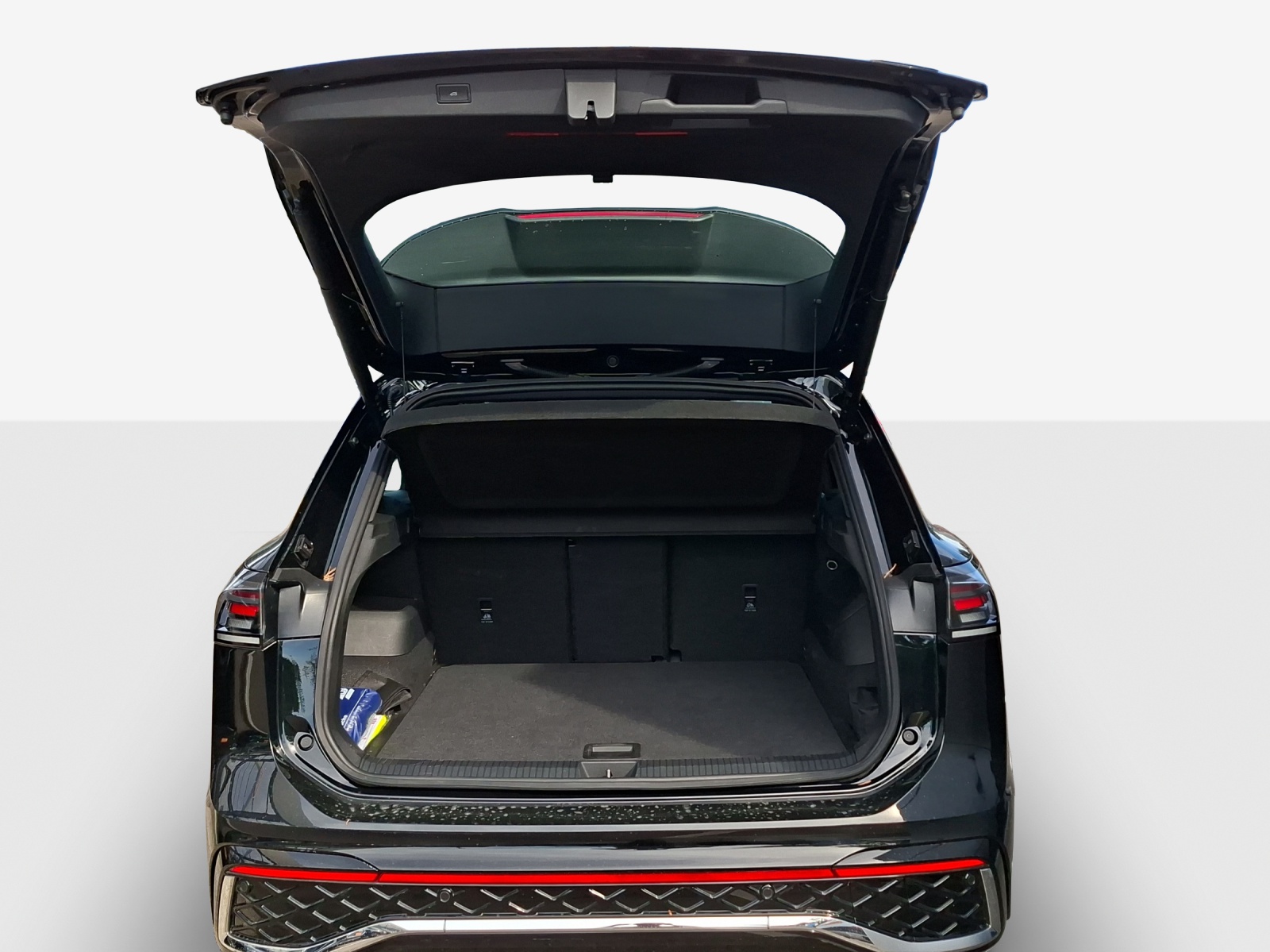 VW Tiguan 2.0 TSI DSG R-Line 4Motion-image-12