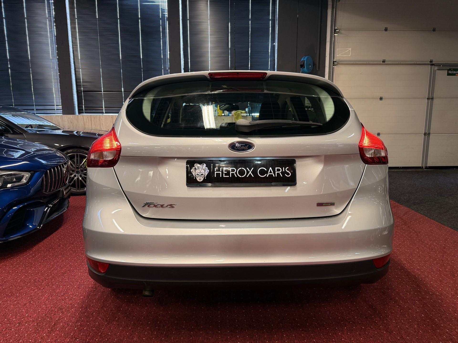 FORD Focus 1.0 SCTi Trend / ** Frisch ab MFK & Service / 8 Fach **-image-6