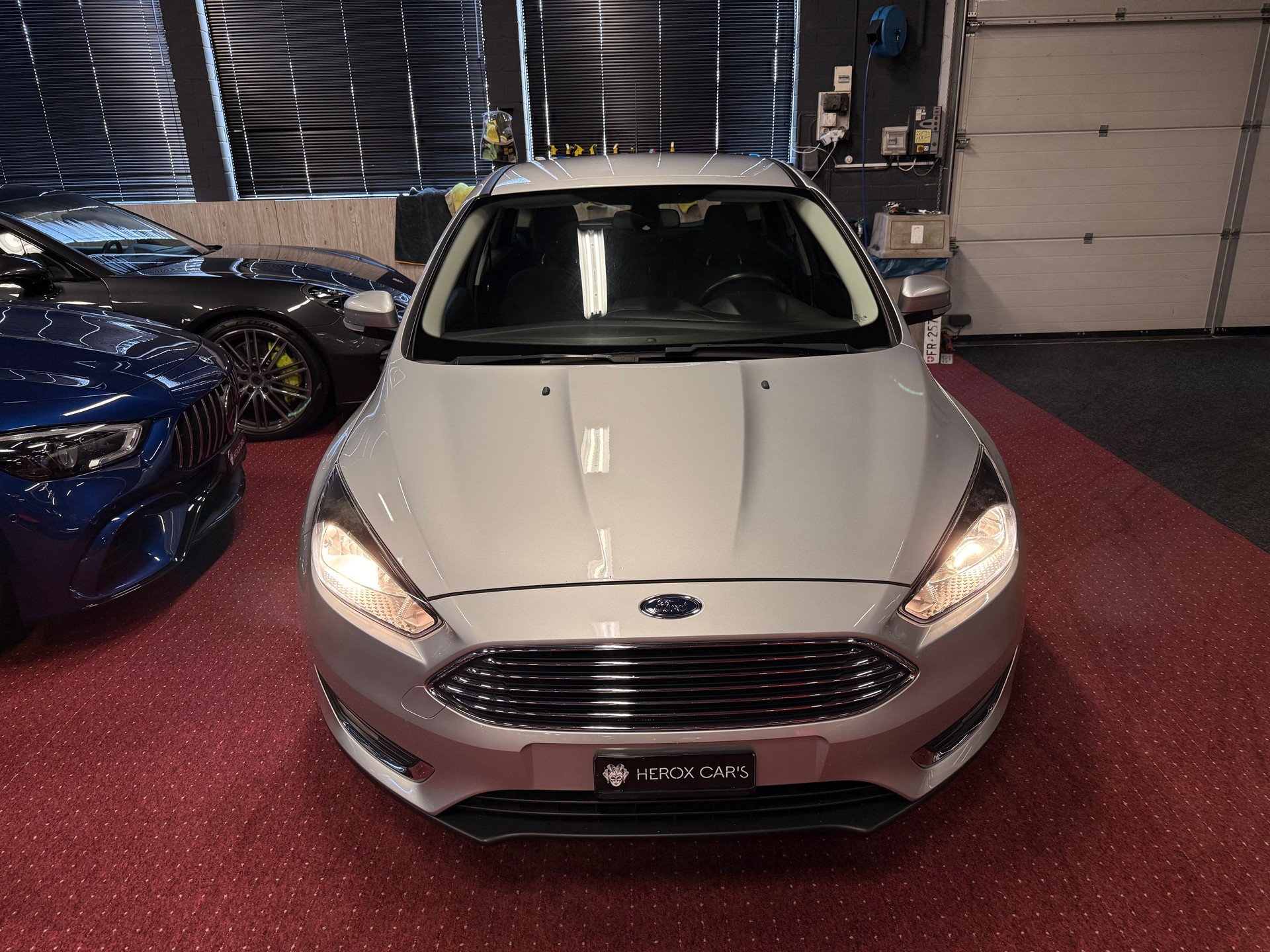 FORD Focus 1.0 SCTi Trend / ** Frisch ab MFK & Service / 8 Fach **-image-7