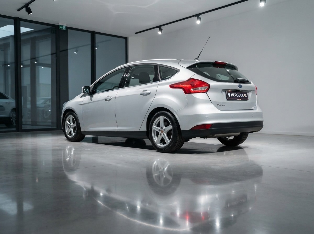 FORD Focus 1.0 SCTi Trend / ** Frisch ab MFK & Service / 8 Fach **-showroom-element-2