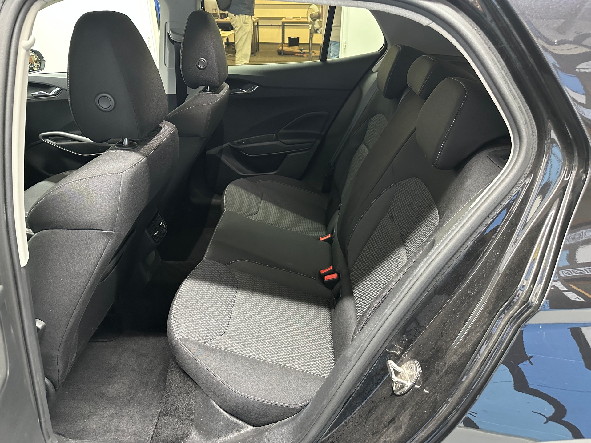 SKODA Fabia 1.0 TSI Ambition-image-8