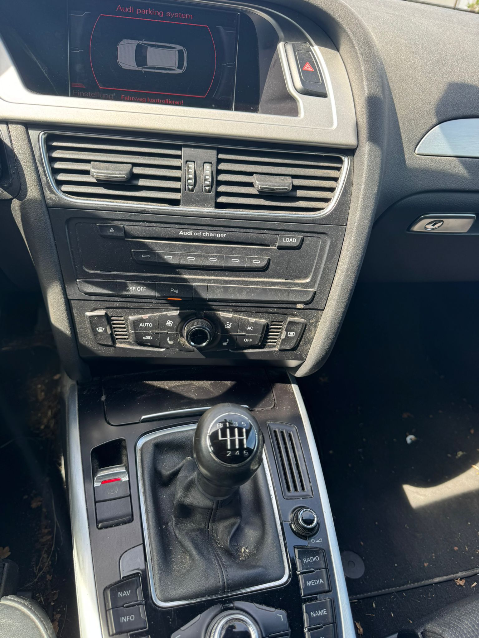 AUDI A4 Avant 2.7 TDI-image-11