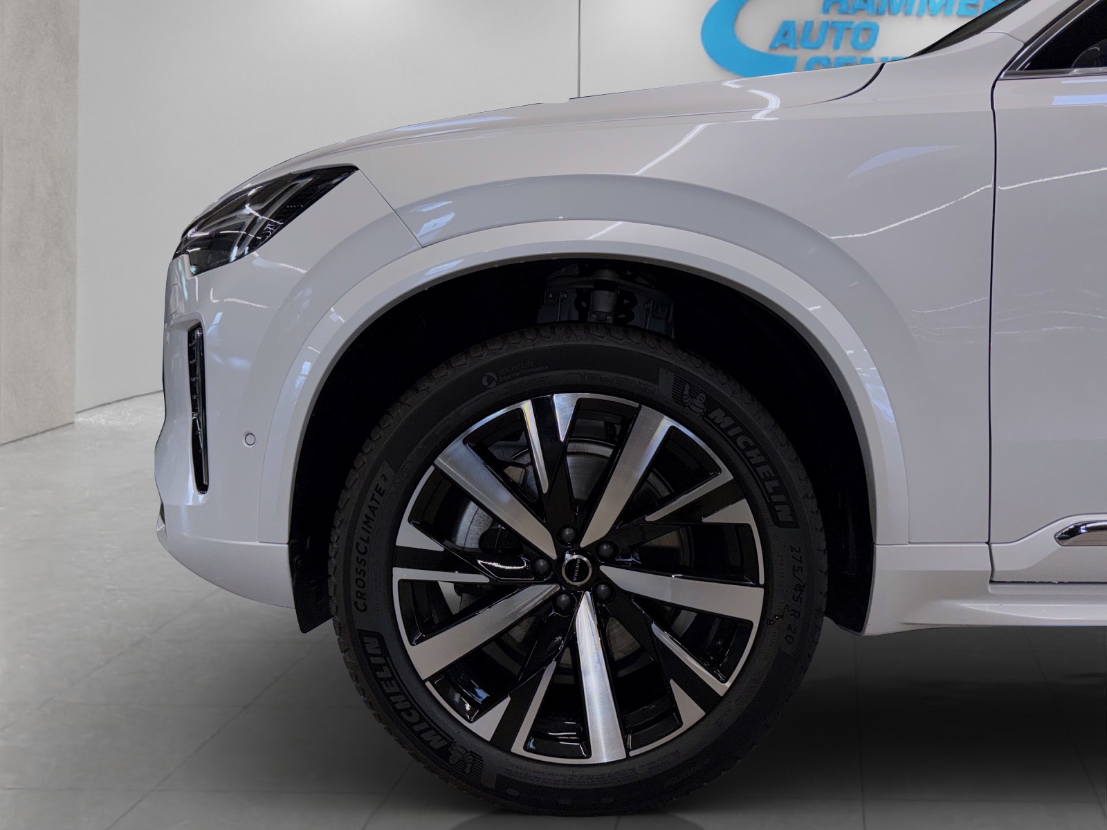 VOLVO XC90 2.0 B5 MH Plus Bright AWD-image-6