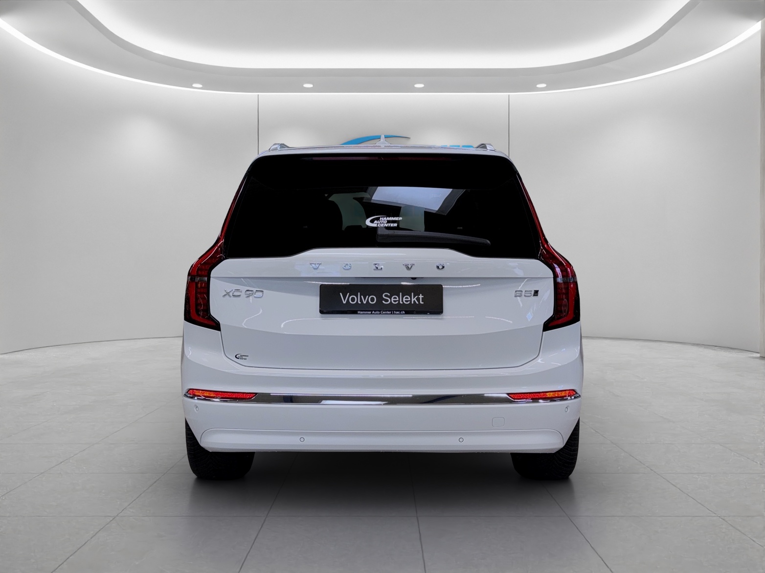 VOLVO XC90 2.0 B5 MH Plus Bright AWD-image-3