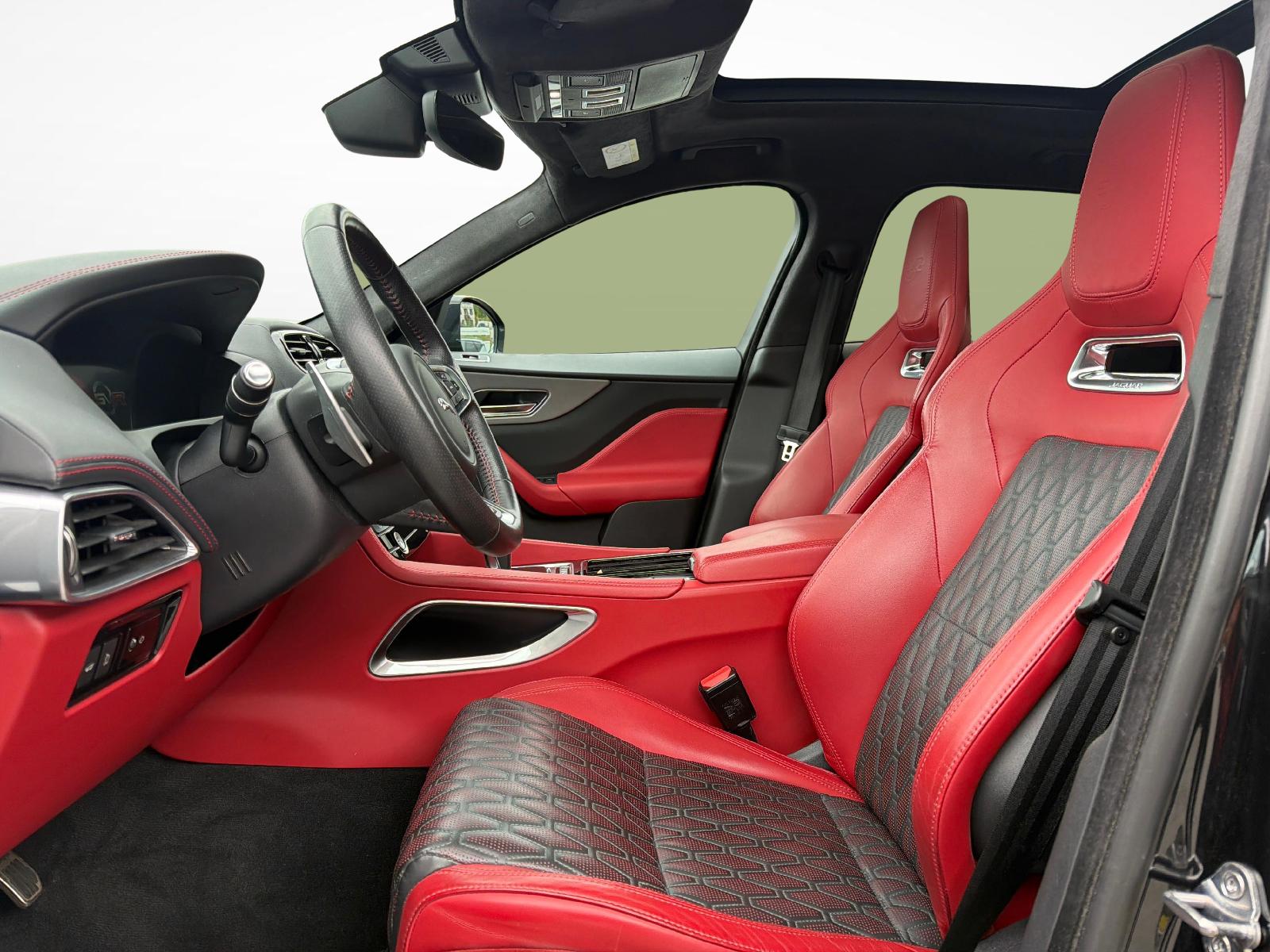 JAGUAR F-Pace 5.0 V8 SVR AWD-image-1