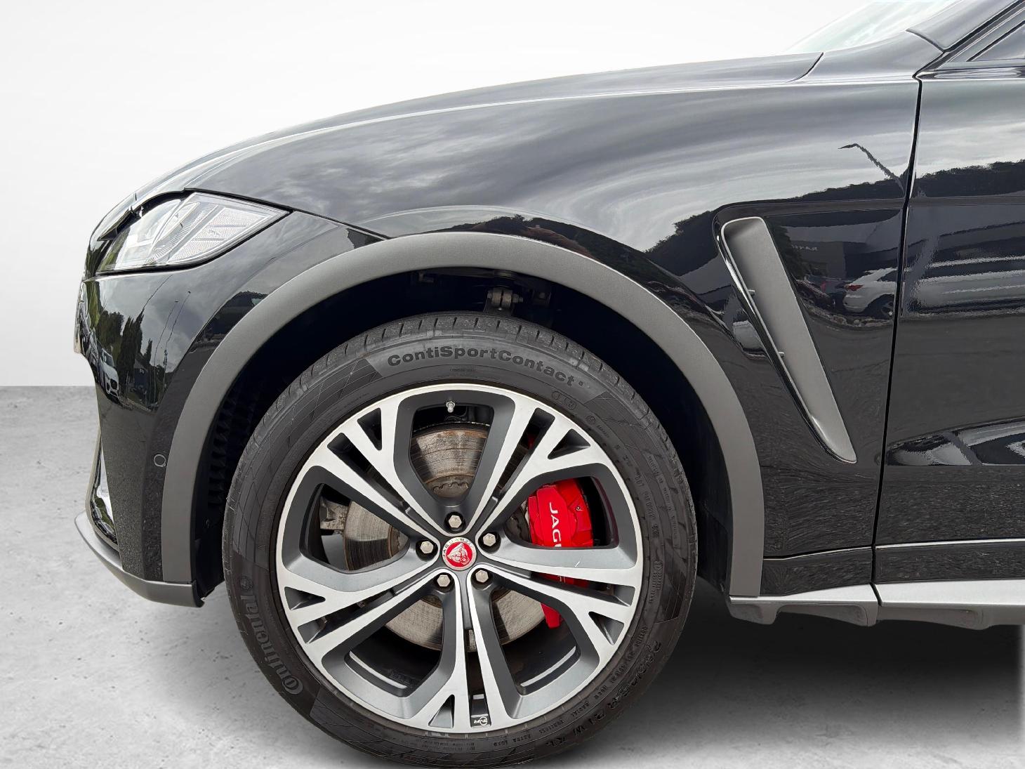 JAGUAR F-Pace 5.0 V8 SVR AWD-image-12