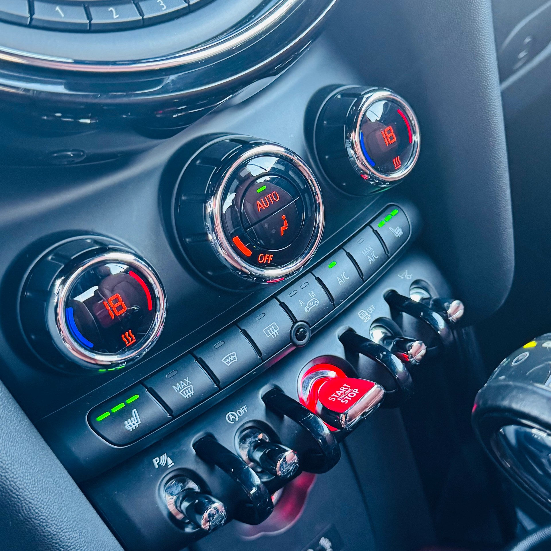 MINI Cooper S Cabriolet Steptronic-image-21