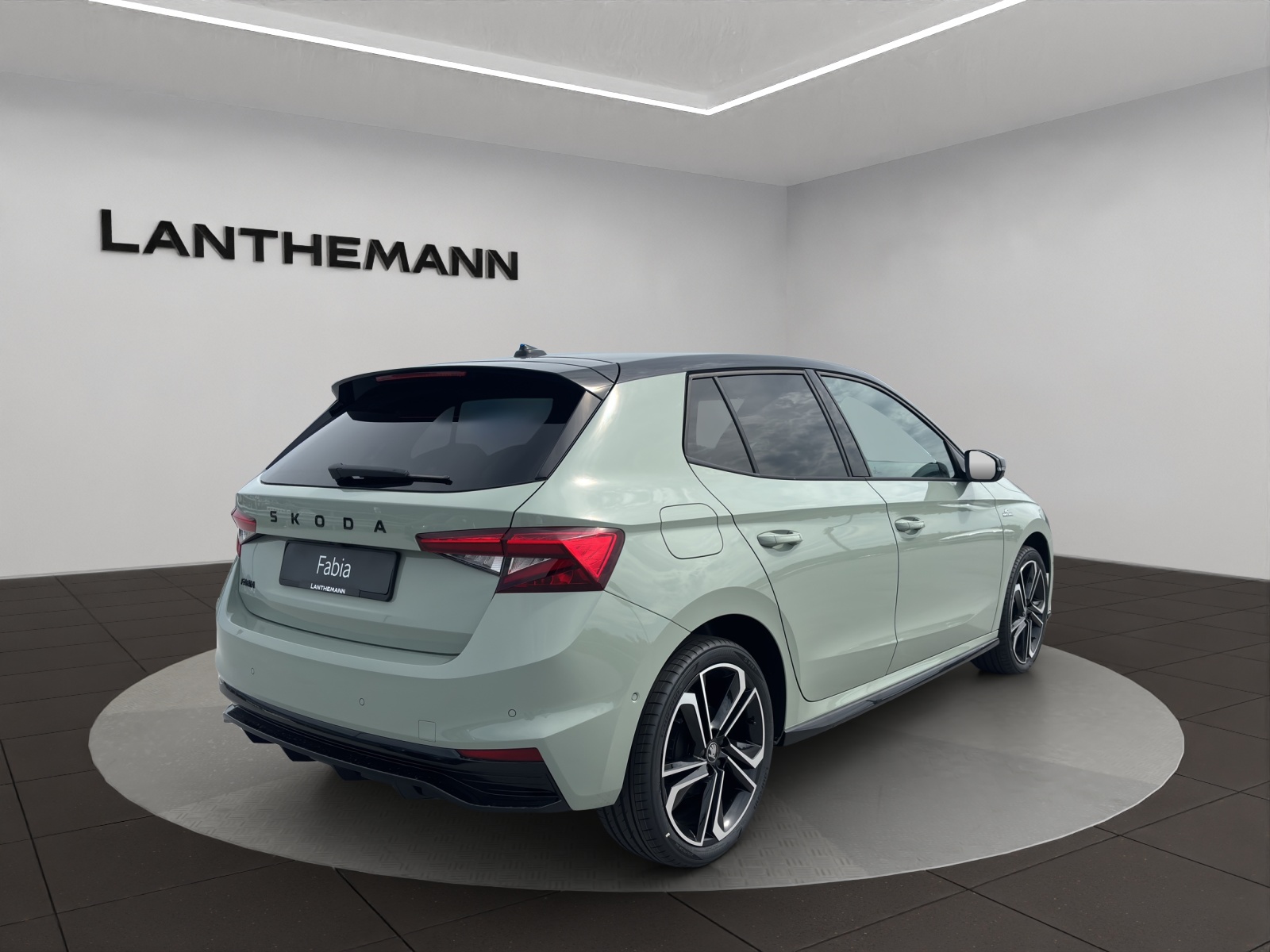 SKODA Fabia 1.0 TSI Monte Carlo DSG-image-4