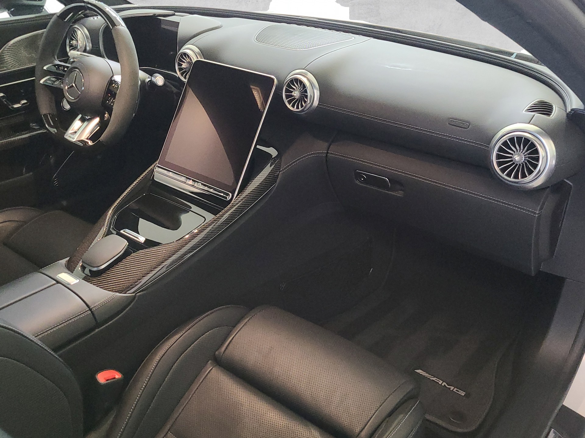 MERCEDES-BENZ AMG GT 63 4Matic+ Executive Edition-image-7