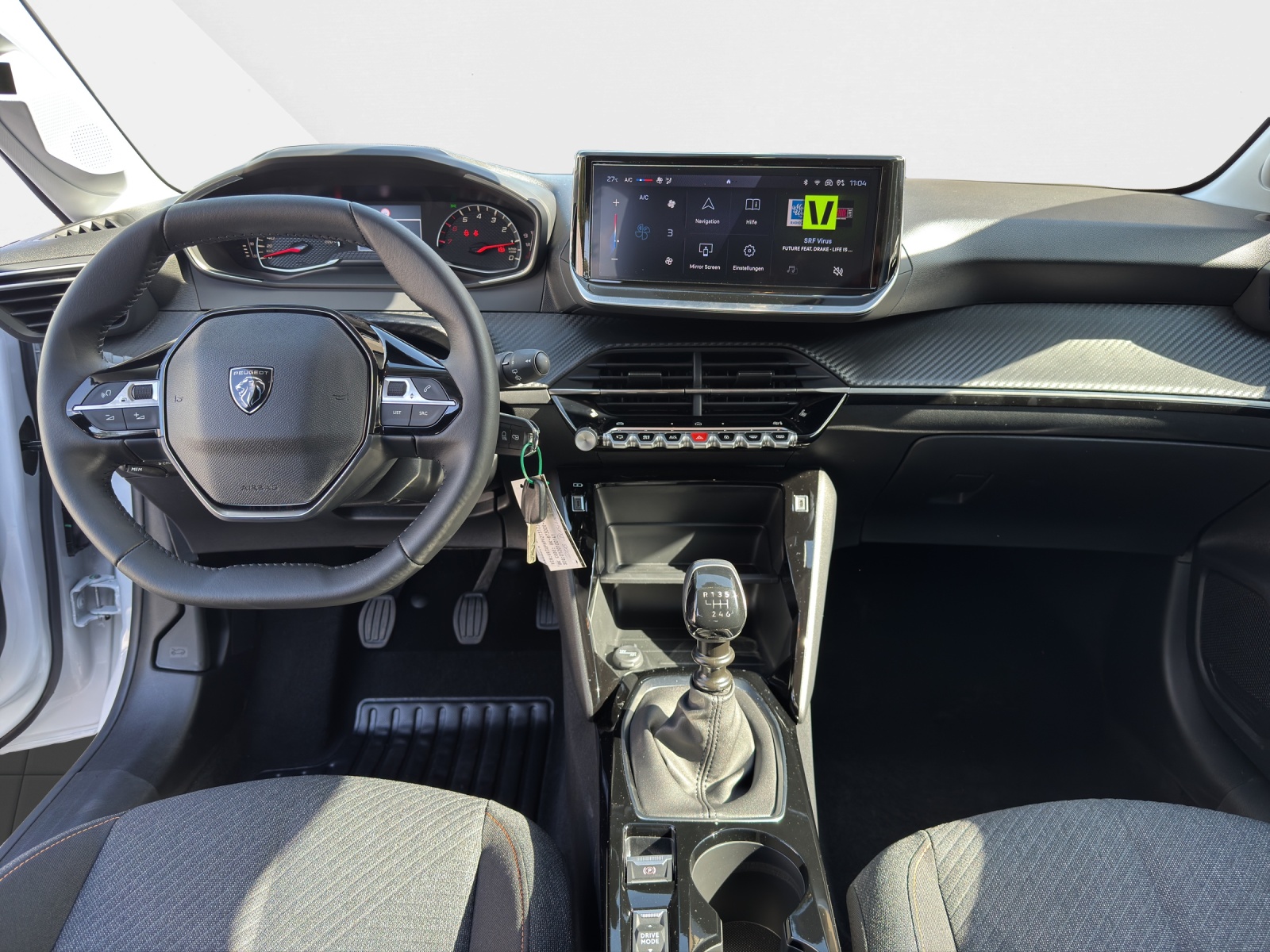 PEUGEOT 208 1.2 PureTech 100 Business-image-11