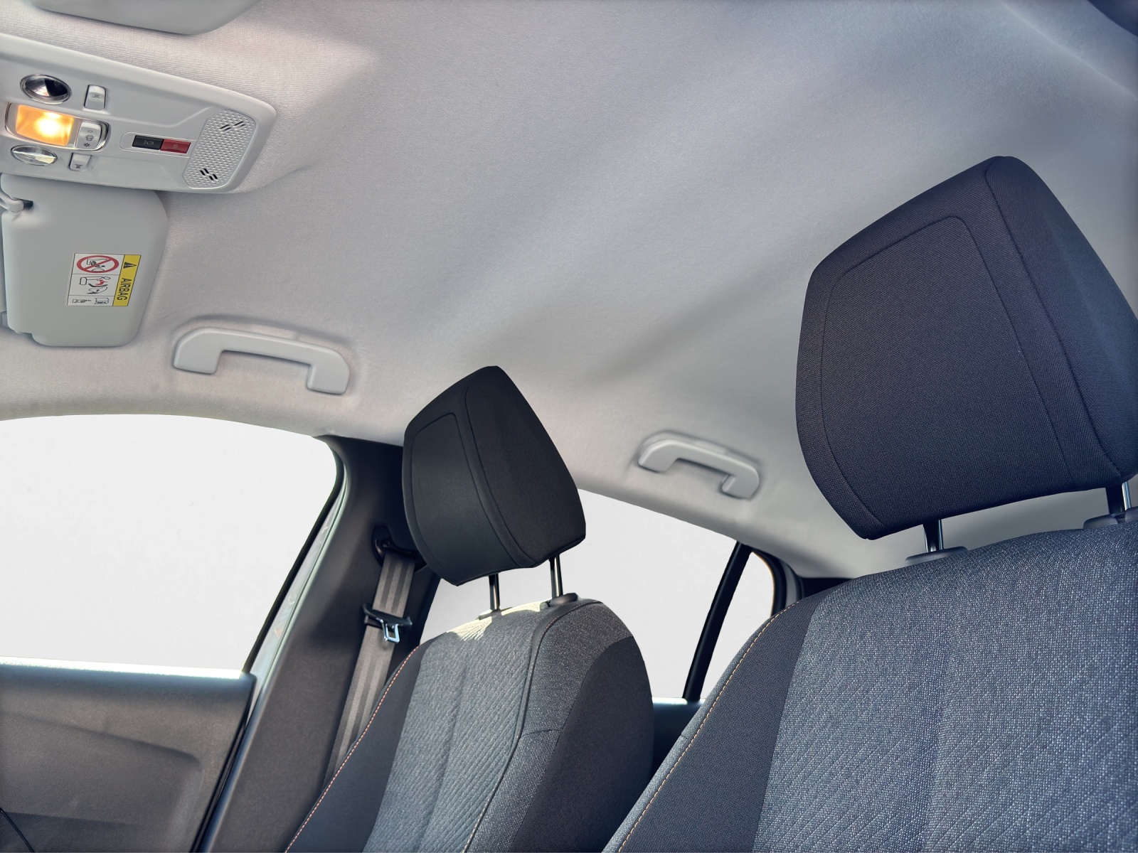 PEUGEOT 208 1.2 PureTech 100 Business-image-18