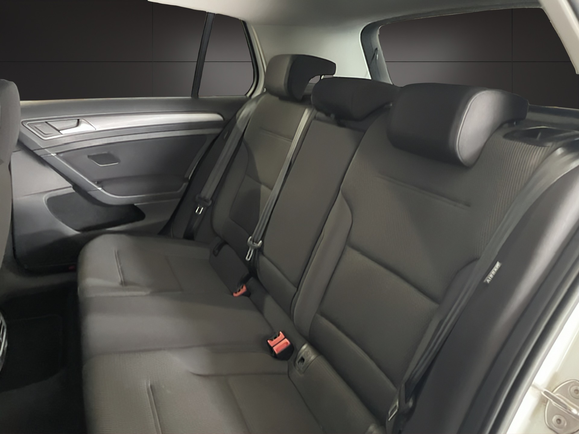 VW e-Golf-image-10