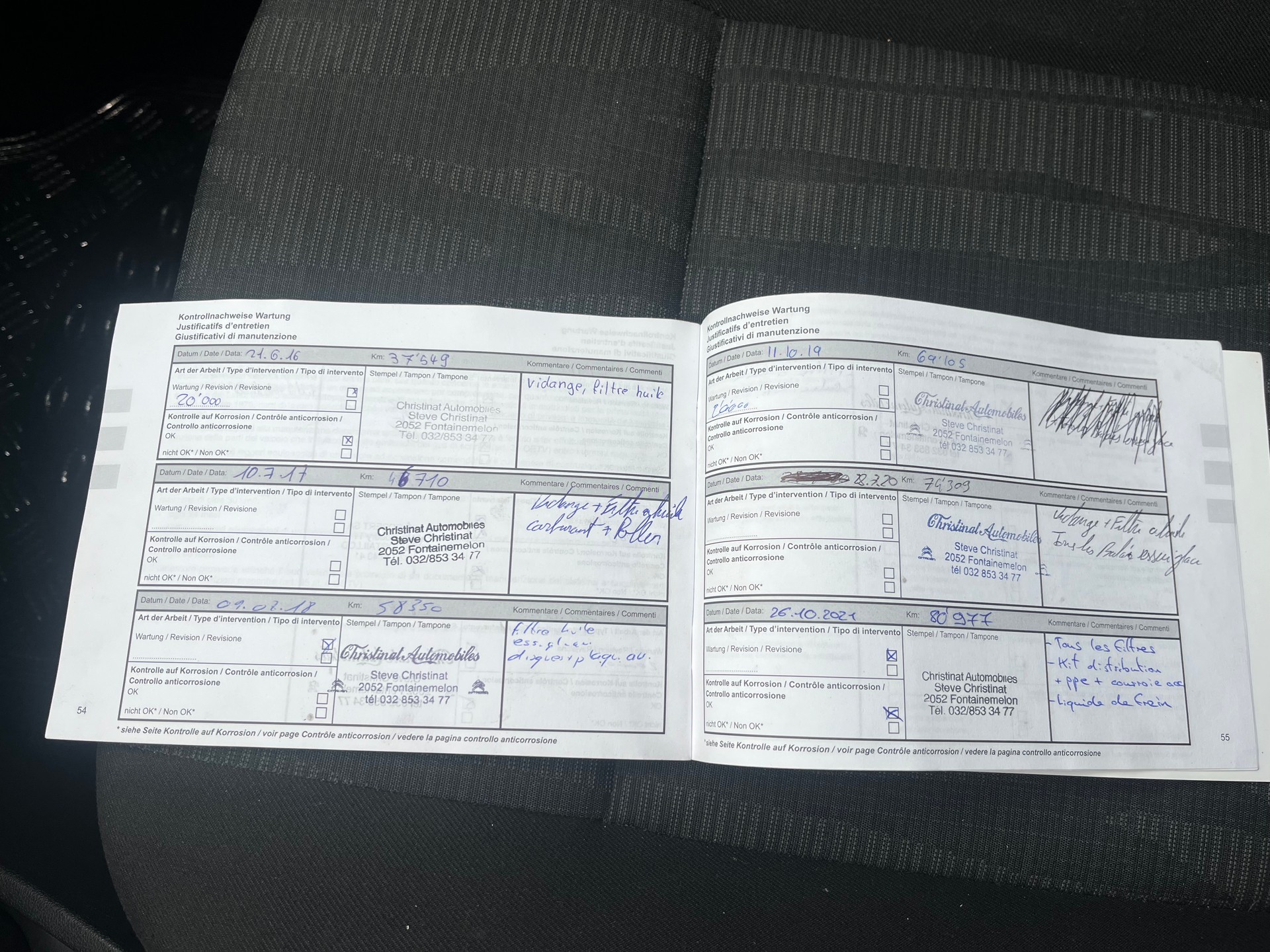 DACIA Duster 1.5 dCi Lauréate 4x4-image-9