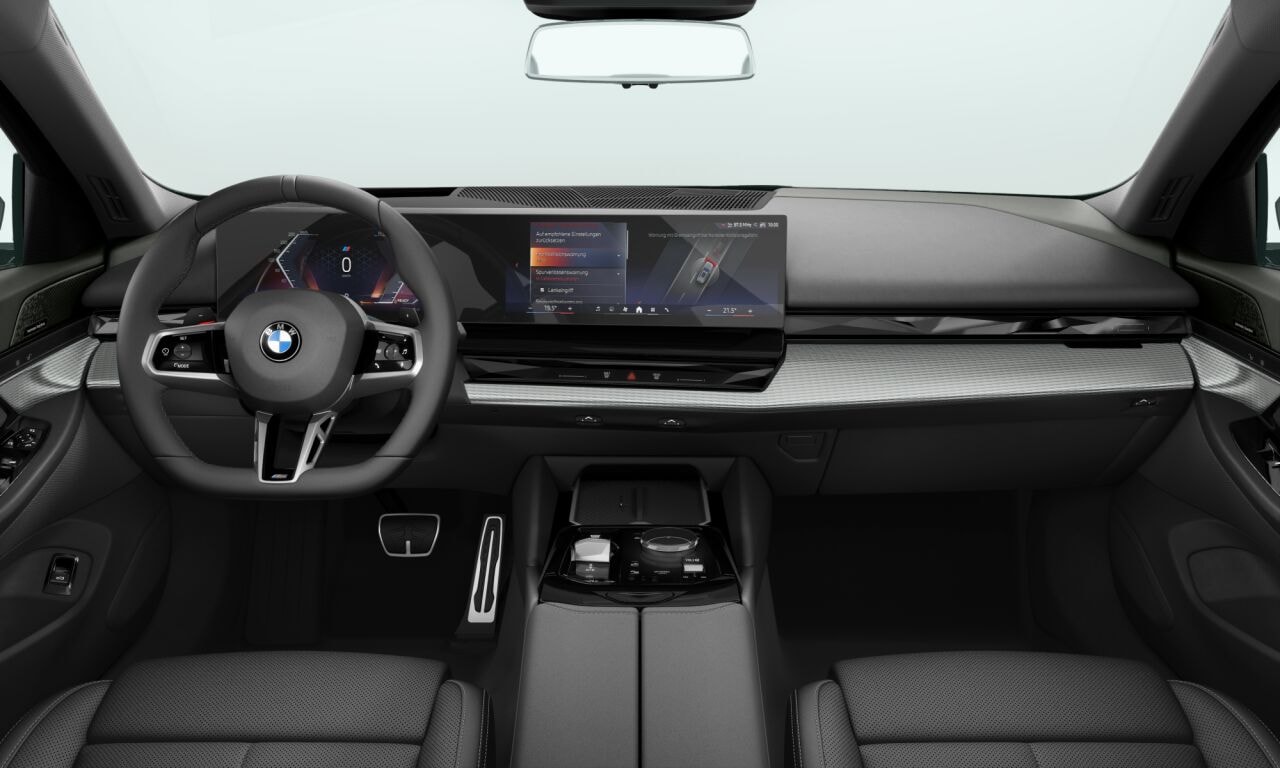 BMW 540d xDrive Touring M Sport Pro-showroom-element-2