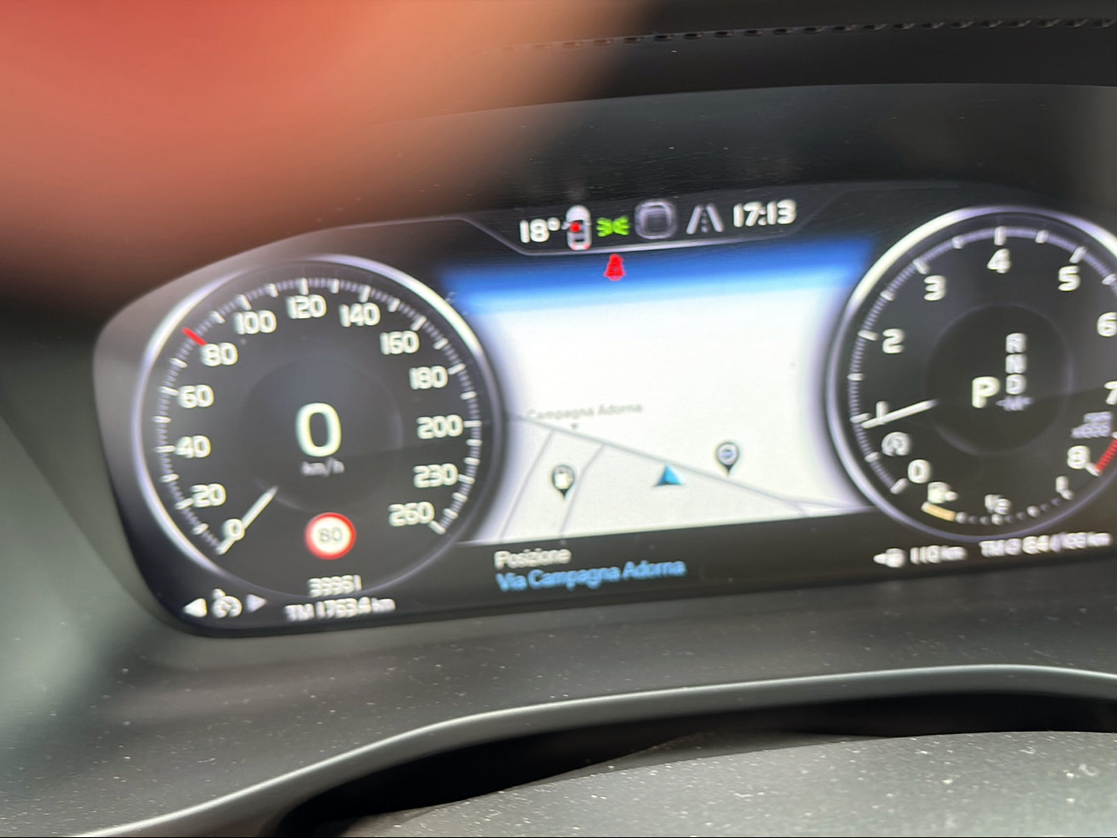 VOLVO XC40 T2 Core Geartronic-image-11