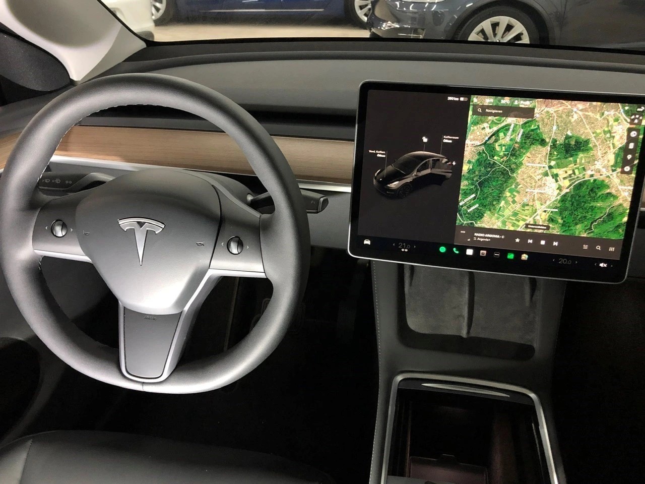 TESLA Model Y Black-Performance 534PS Allrad-image-10