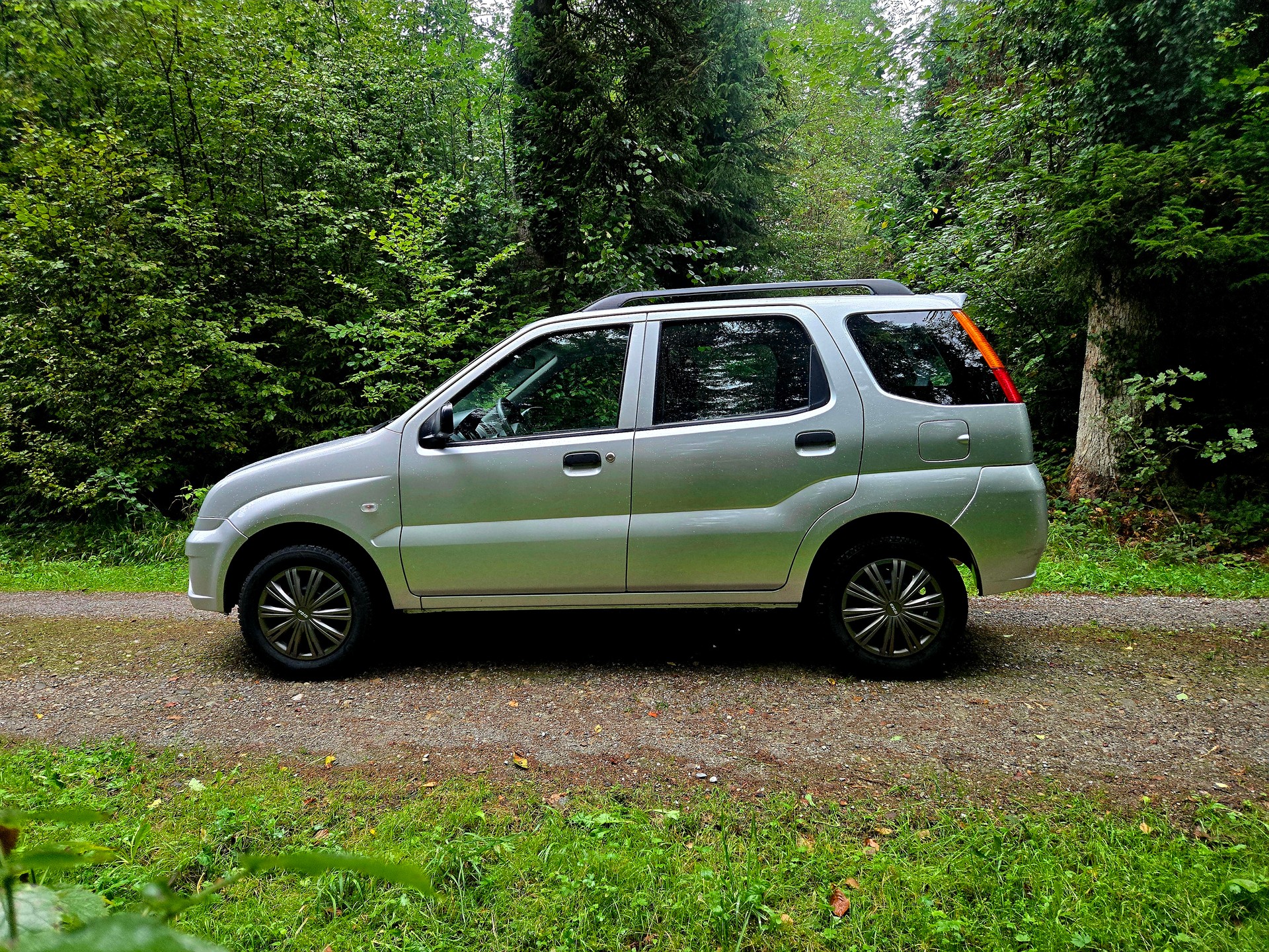 SUBARU G3X Justy 1.3 AWD-image-11