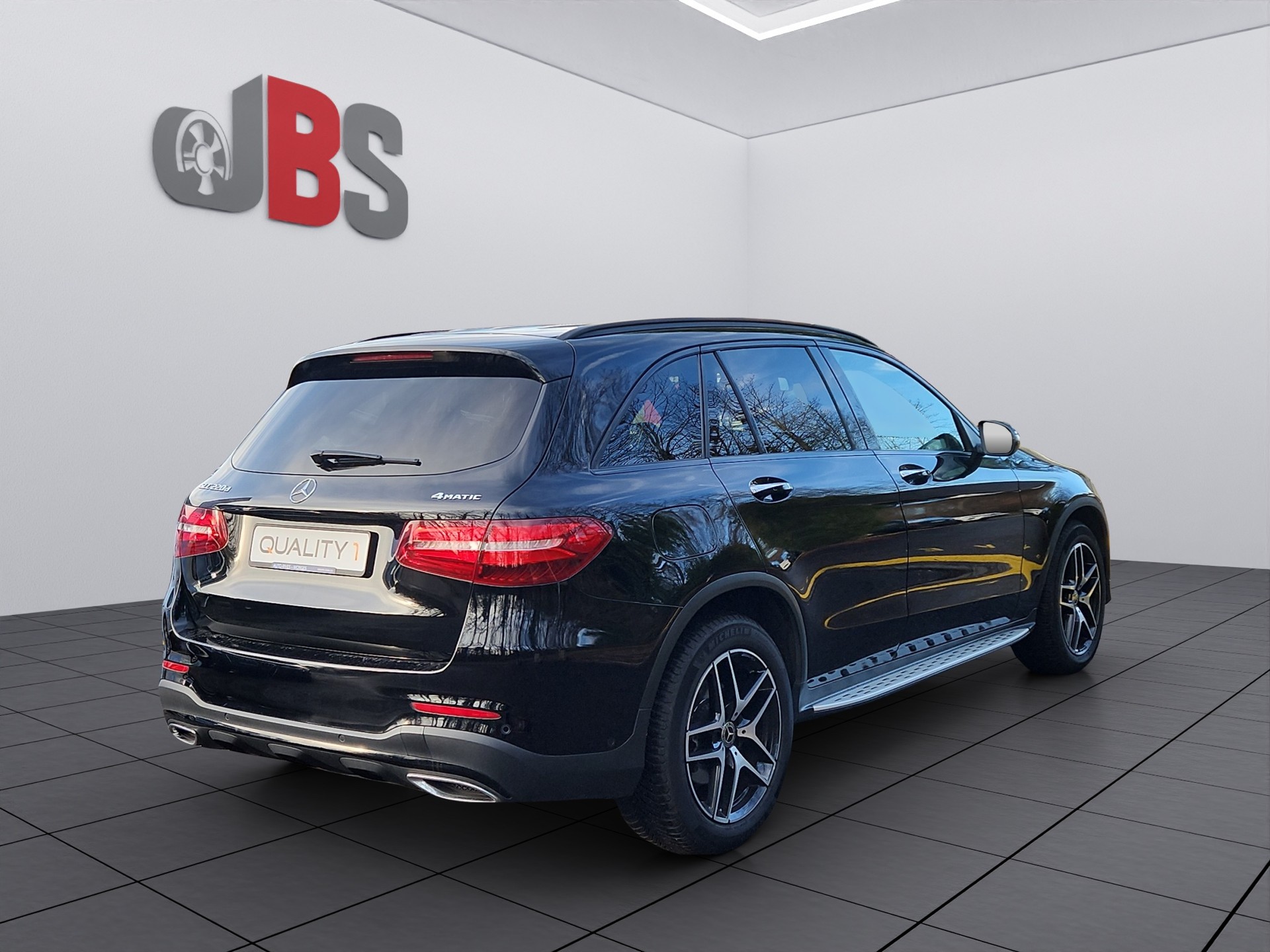 MERCEDES-BENZ GLC 220 d AMG Line 4Matic 9G-Tronic-image-4