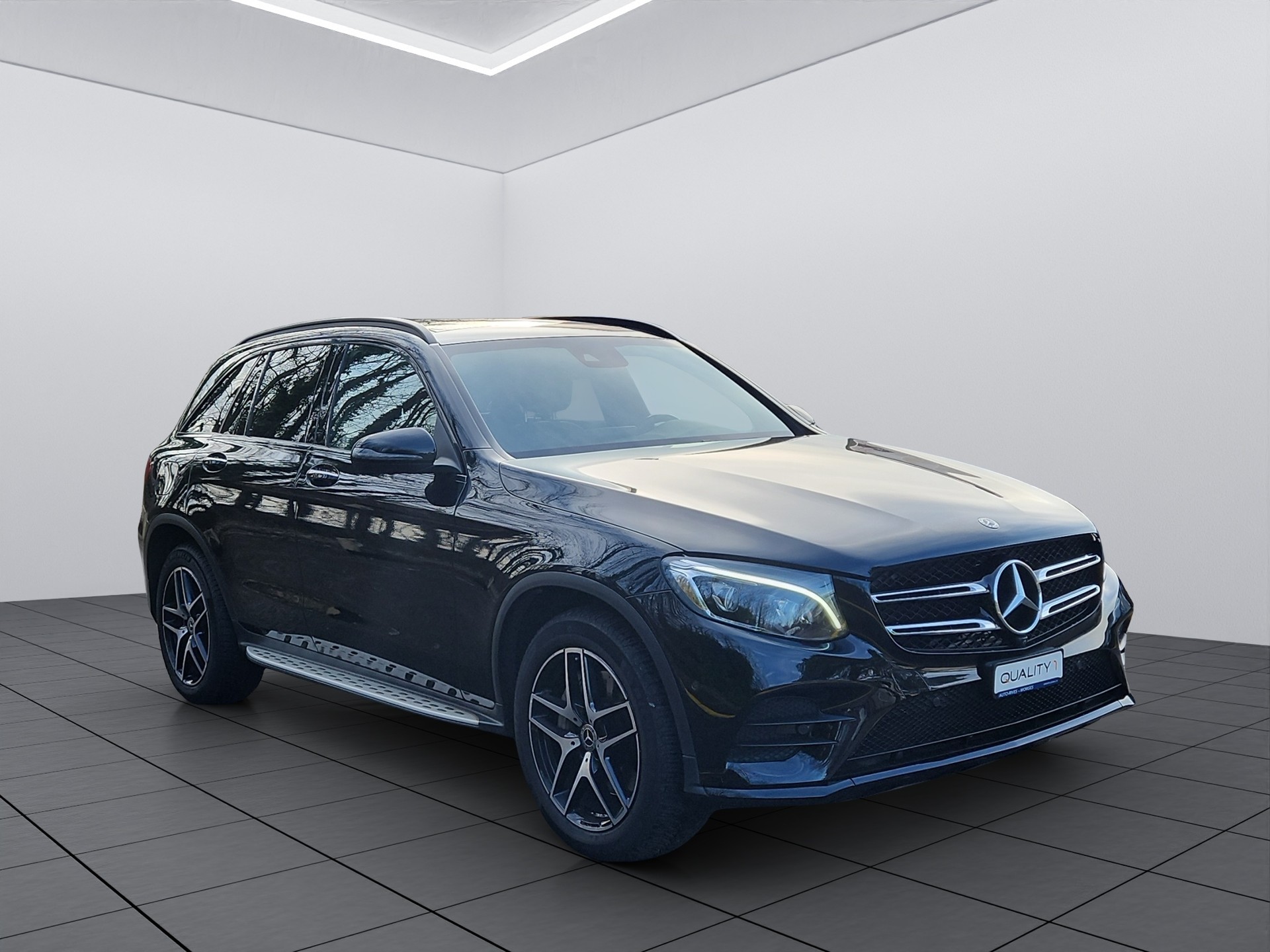 MERCEDES-BENZ GLC 220 d AMG Line 4Matic 9G-Tronic-image-2