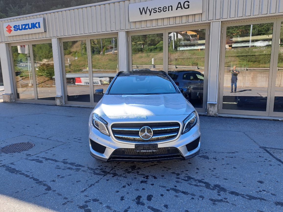 MERCEDES-BENZ GLA 250 AMG Line 4Matic 7G-DCT-image-1
