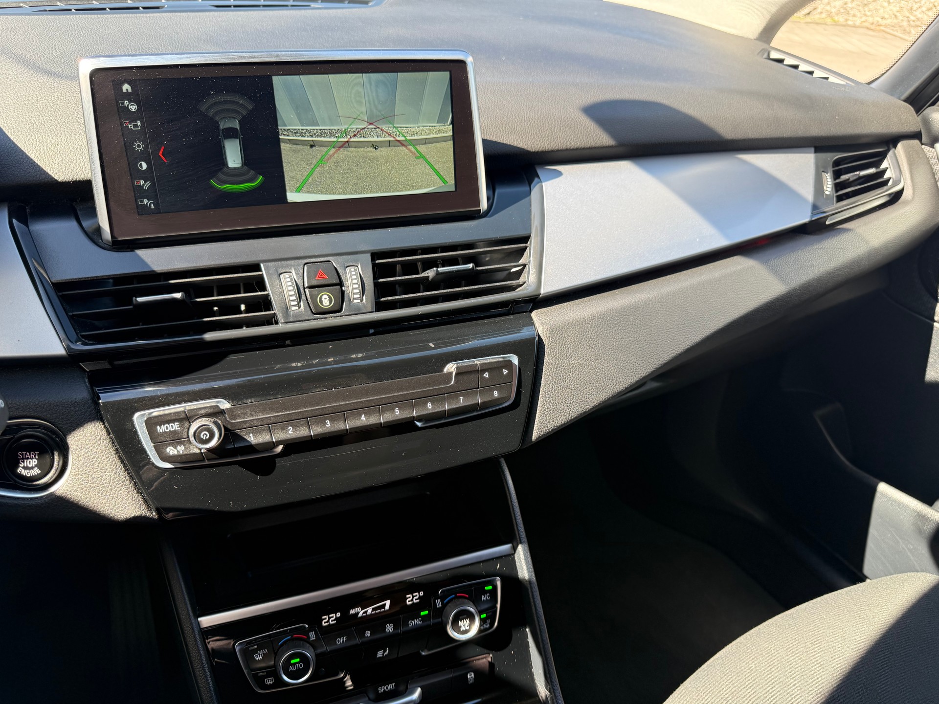 BMW 218d xDrive Gran Tourer Steptronic-image-11