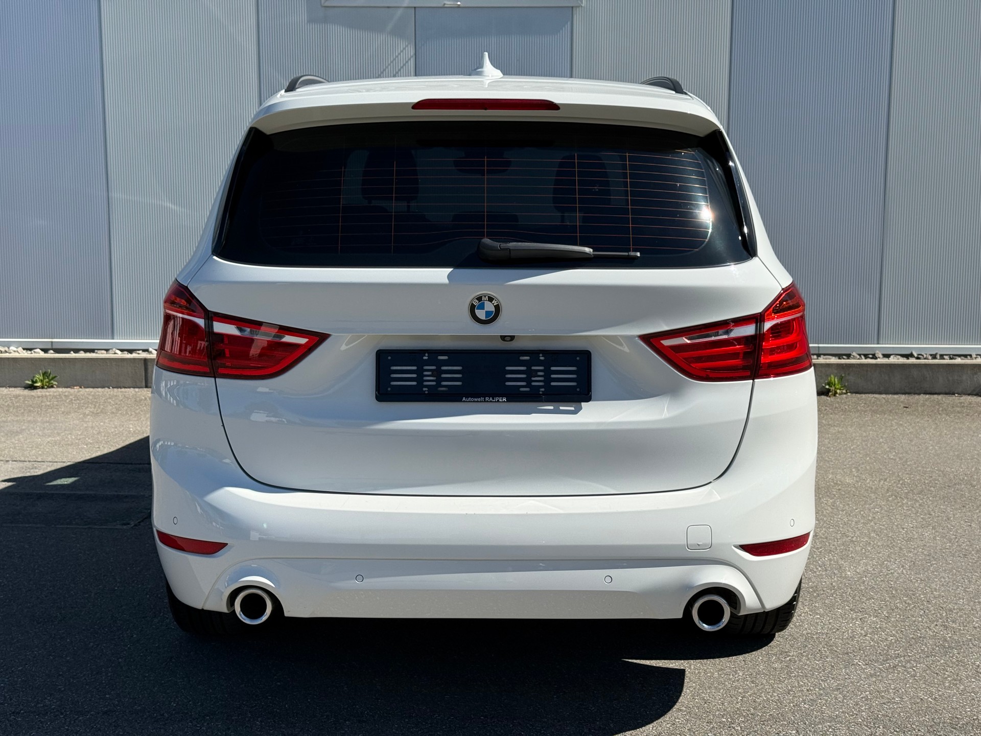 BMW 218d xDrive Gran Tourer Steptronic-image-4