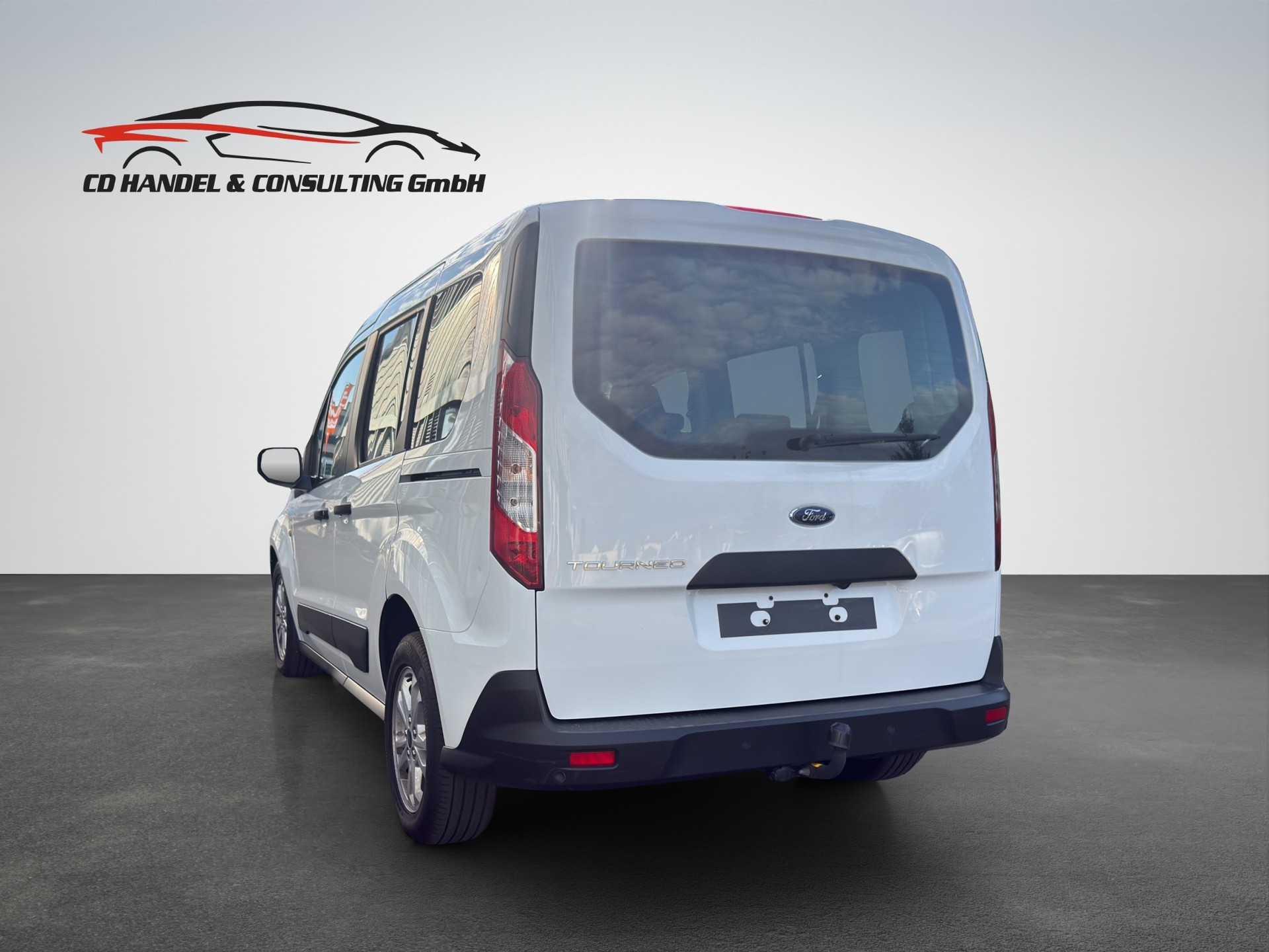FORD Tourneo Connect 1.5 EcoBlue Trend Automat-image-5
