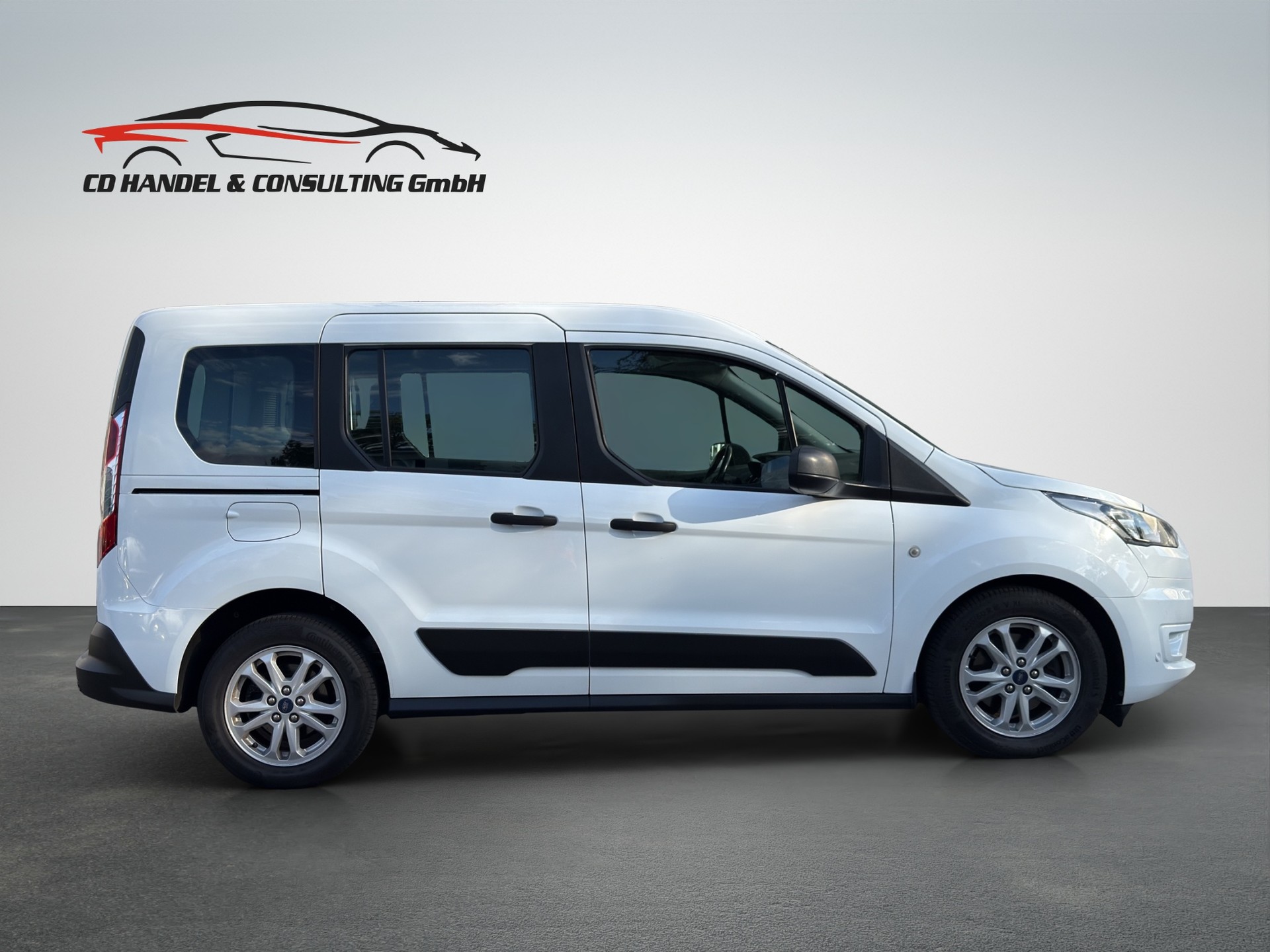 FORD Tourneo Connect 1.5 EcoBlue Trend Automat-image-6
