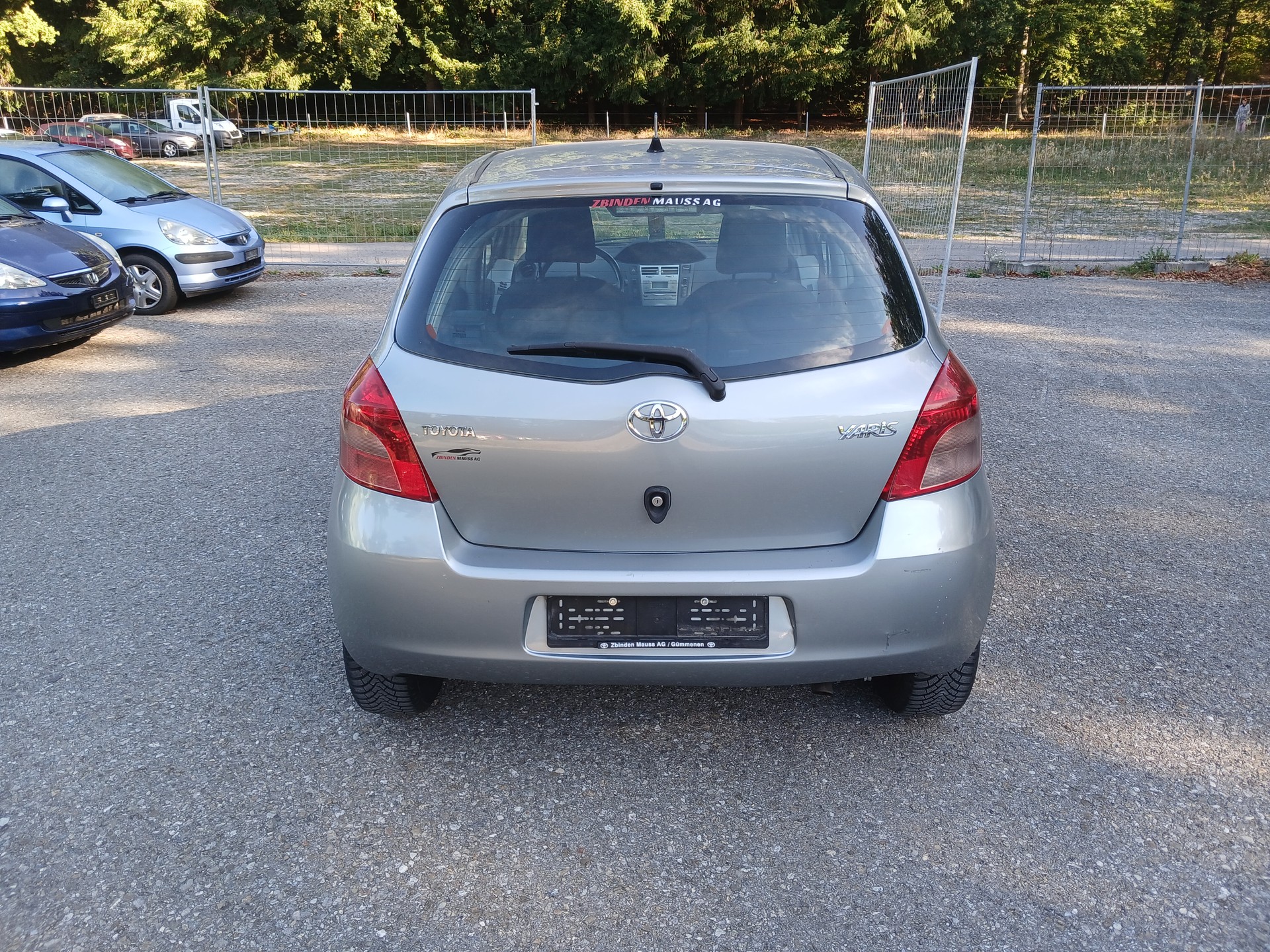 TOYOTA Yaris 1.3 Linea Luna-image-6