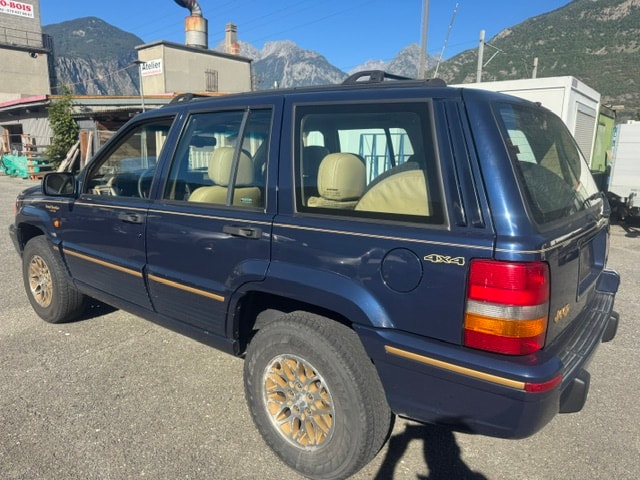 JEEP Grand Cherokee 5.2 Limited Automatic-image-8