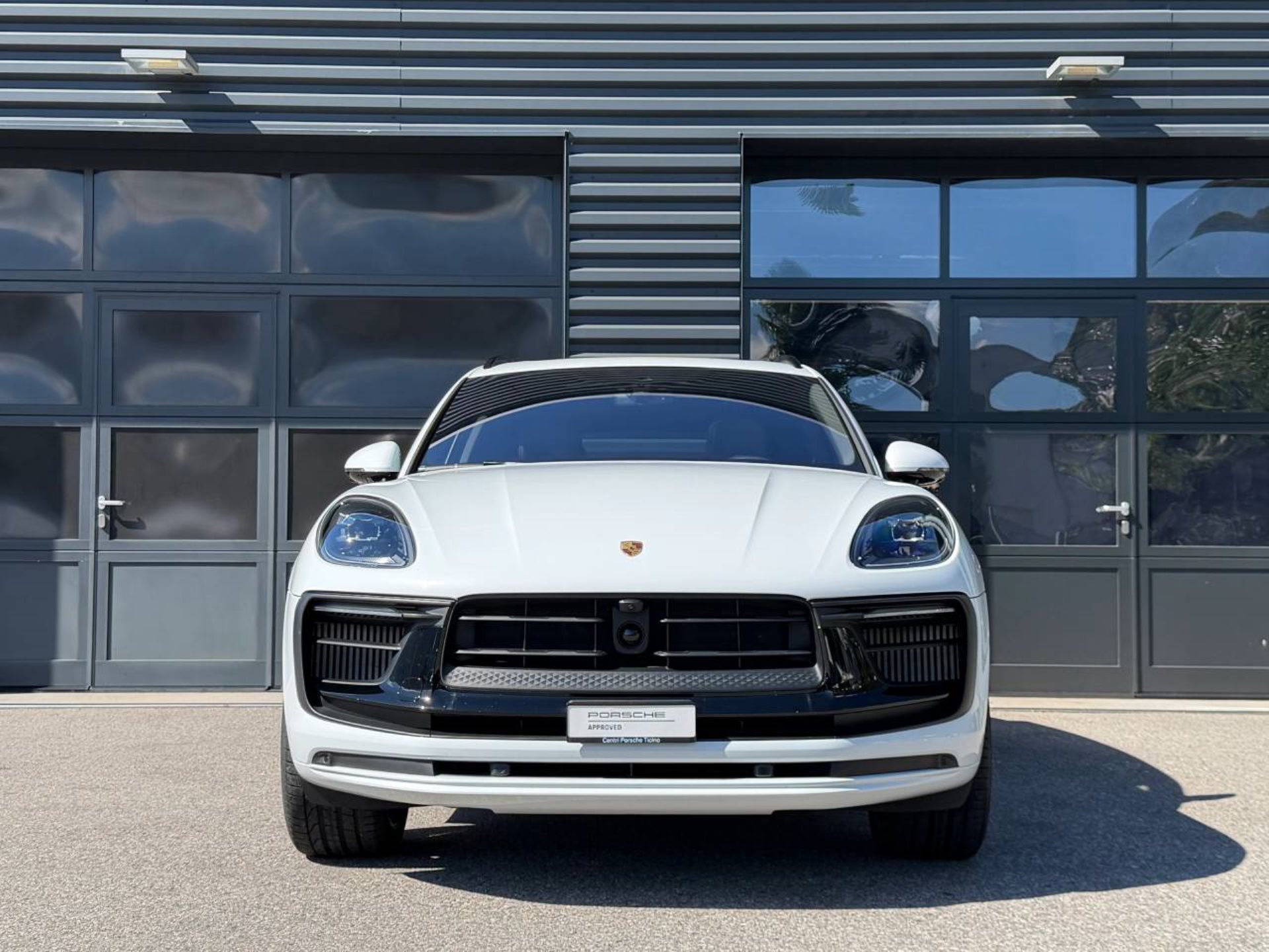 PORSCHE Macan GTS-image-9
