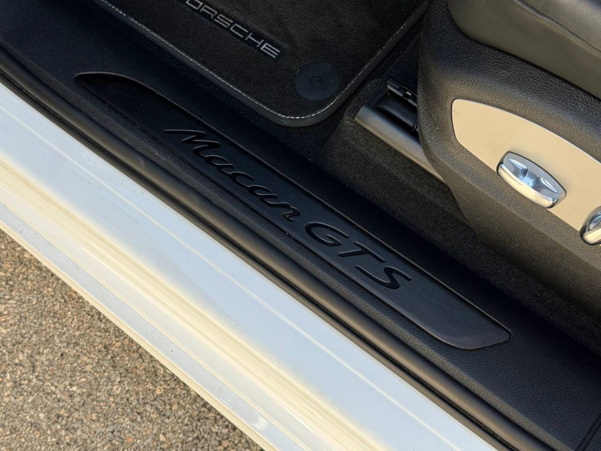 PORSCHE Macan GTS-image-21
