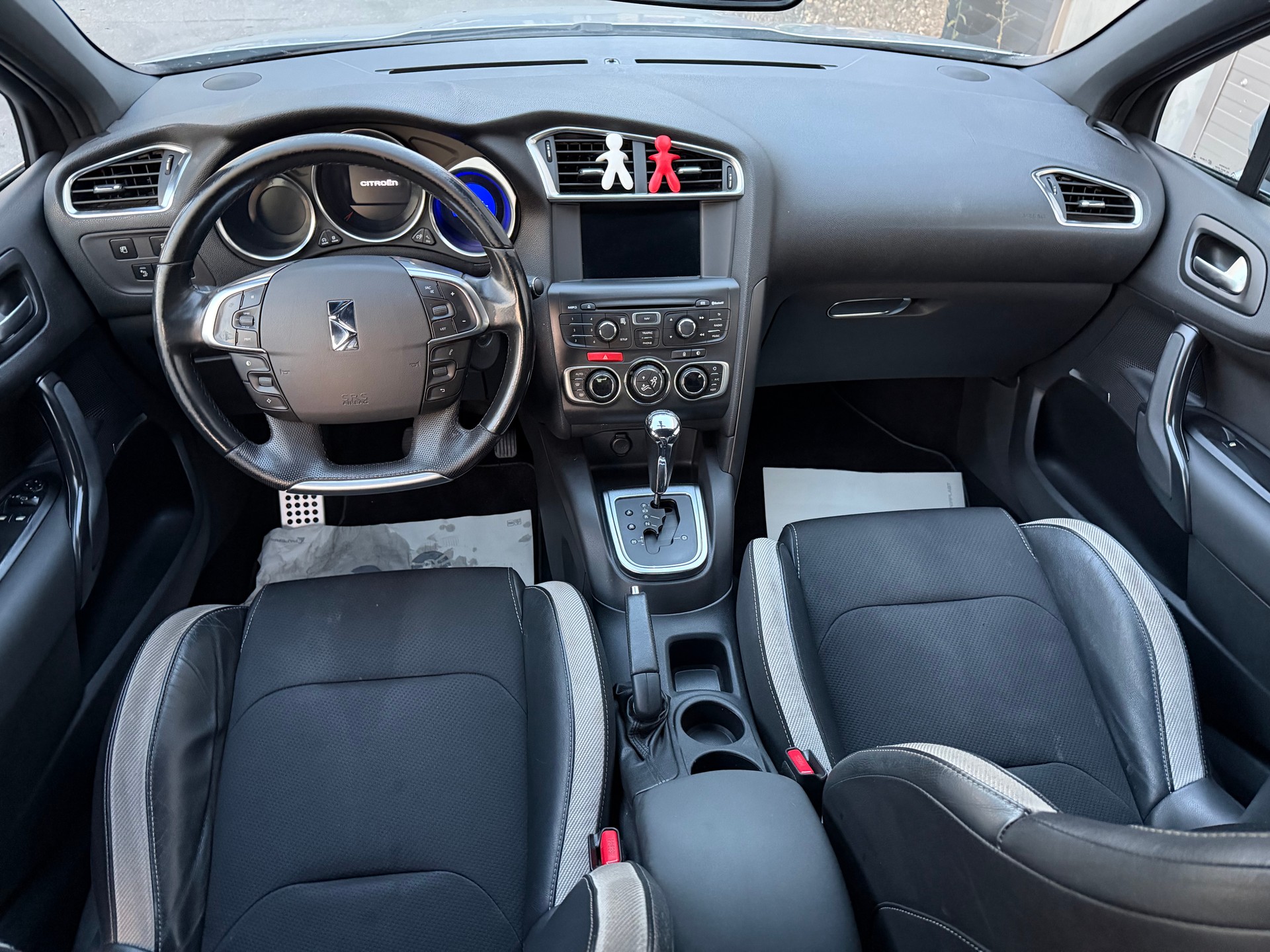 DS AUTOMOBILES DS4 1.6 THP SO Chic Automatic-image-5