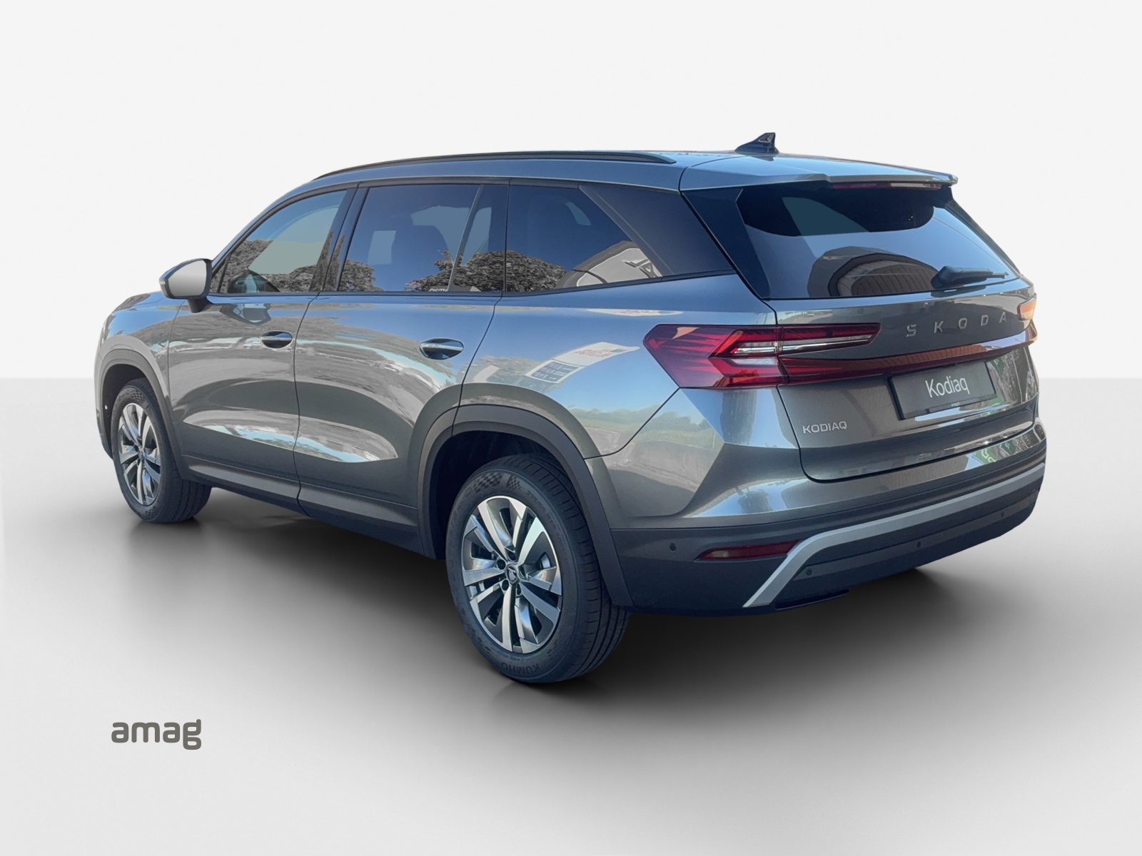 SKODA Kodiaq 2.0 TSI Selection 4x4-showroom-element-2
