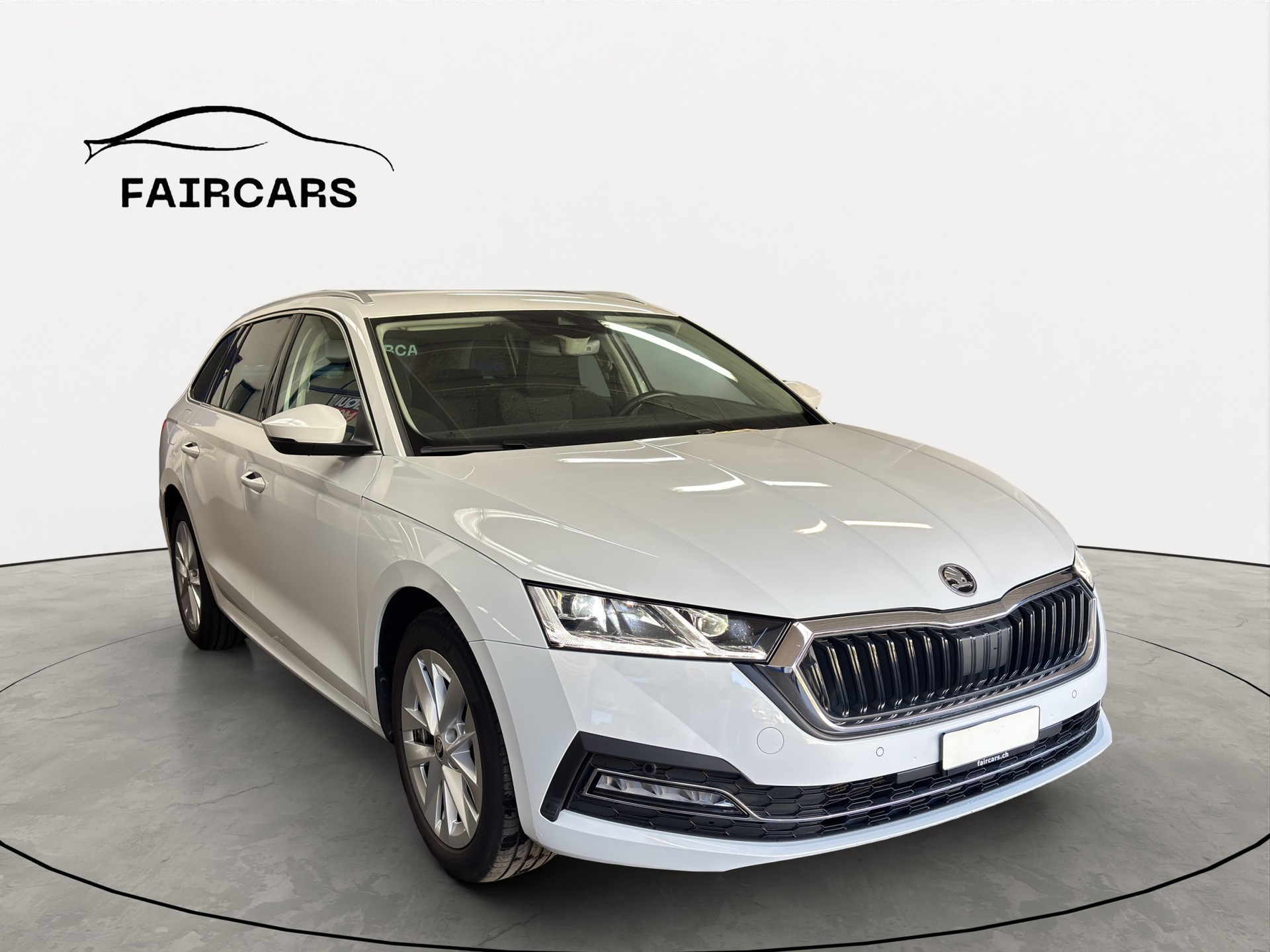 SKODA Octavia Combi 1.5 TSI mHEV DSG Style-image-7