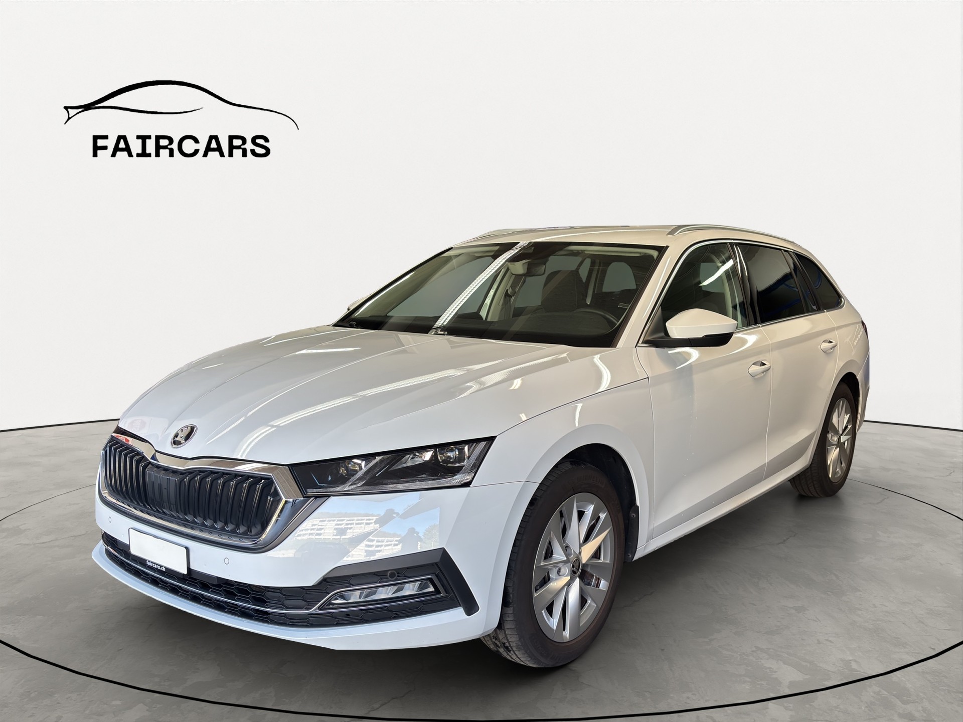SKODA Octavia Combi 1.5 TSI mHEV DSG Style-image-1