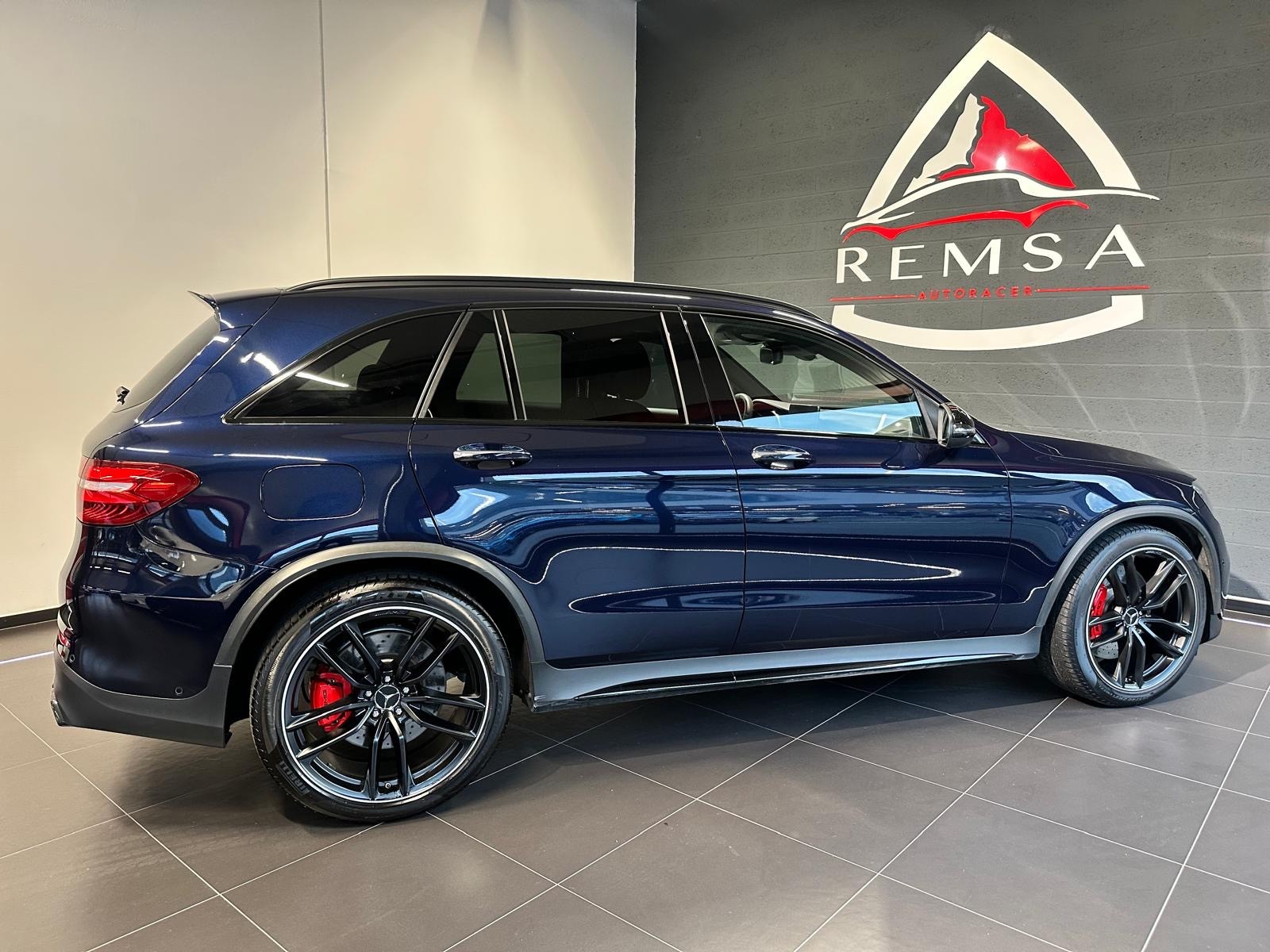 MERCEDES-BENZ GLC 63 S AMG 4Matic+ 9G-Tronic-image-6