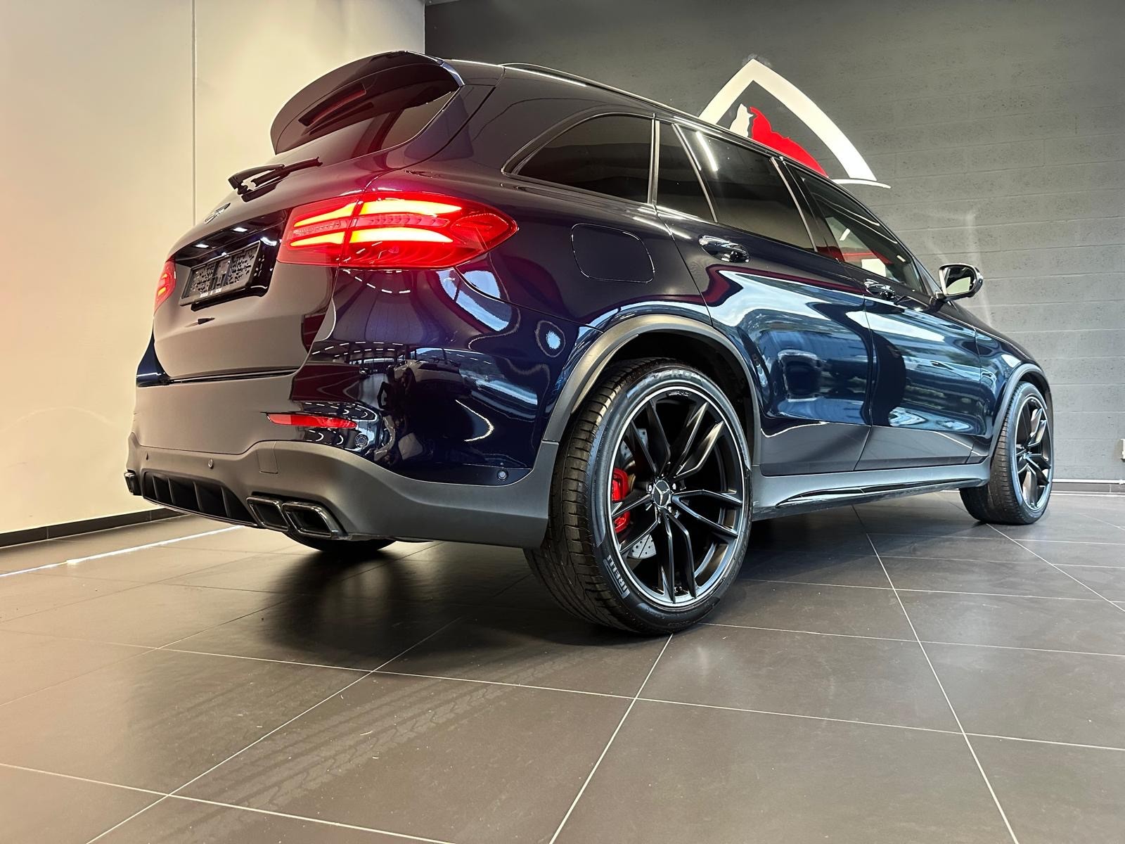 MERCEDES-BENZ GLC 63 S AMG 4Matic+ 9G-Tronic-image-5