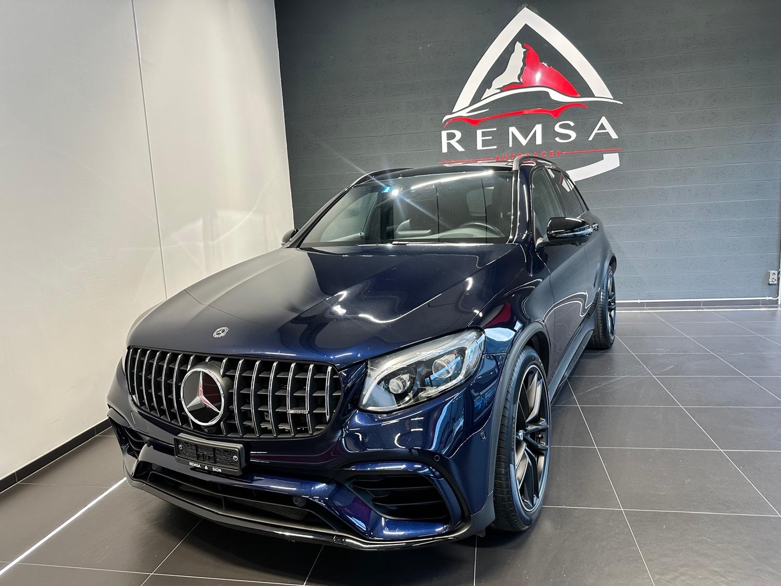 MERCEDES-BENZ GLC 63 S AMG 4Matic+ 9G-Tronic-image-2