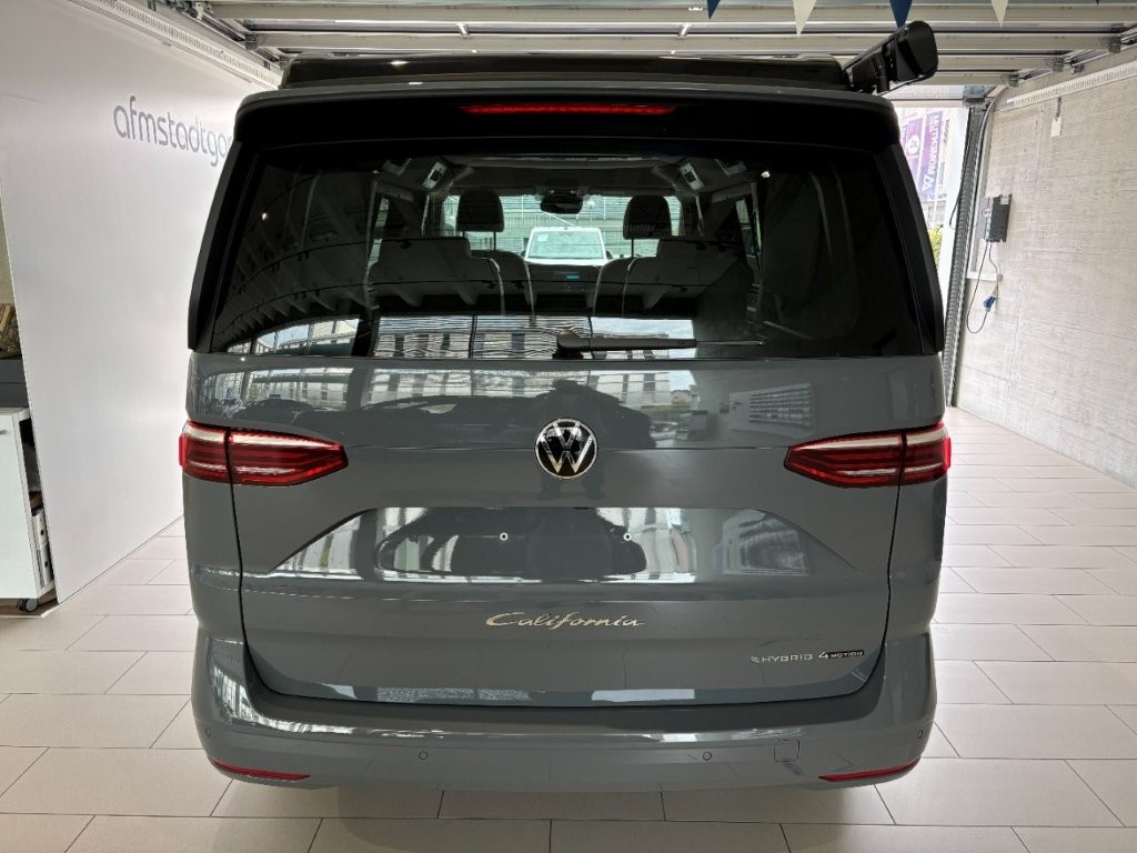 VW California eHybrid Beach Tour Liberty 4Motion-image-2